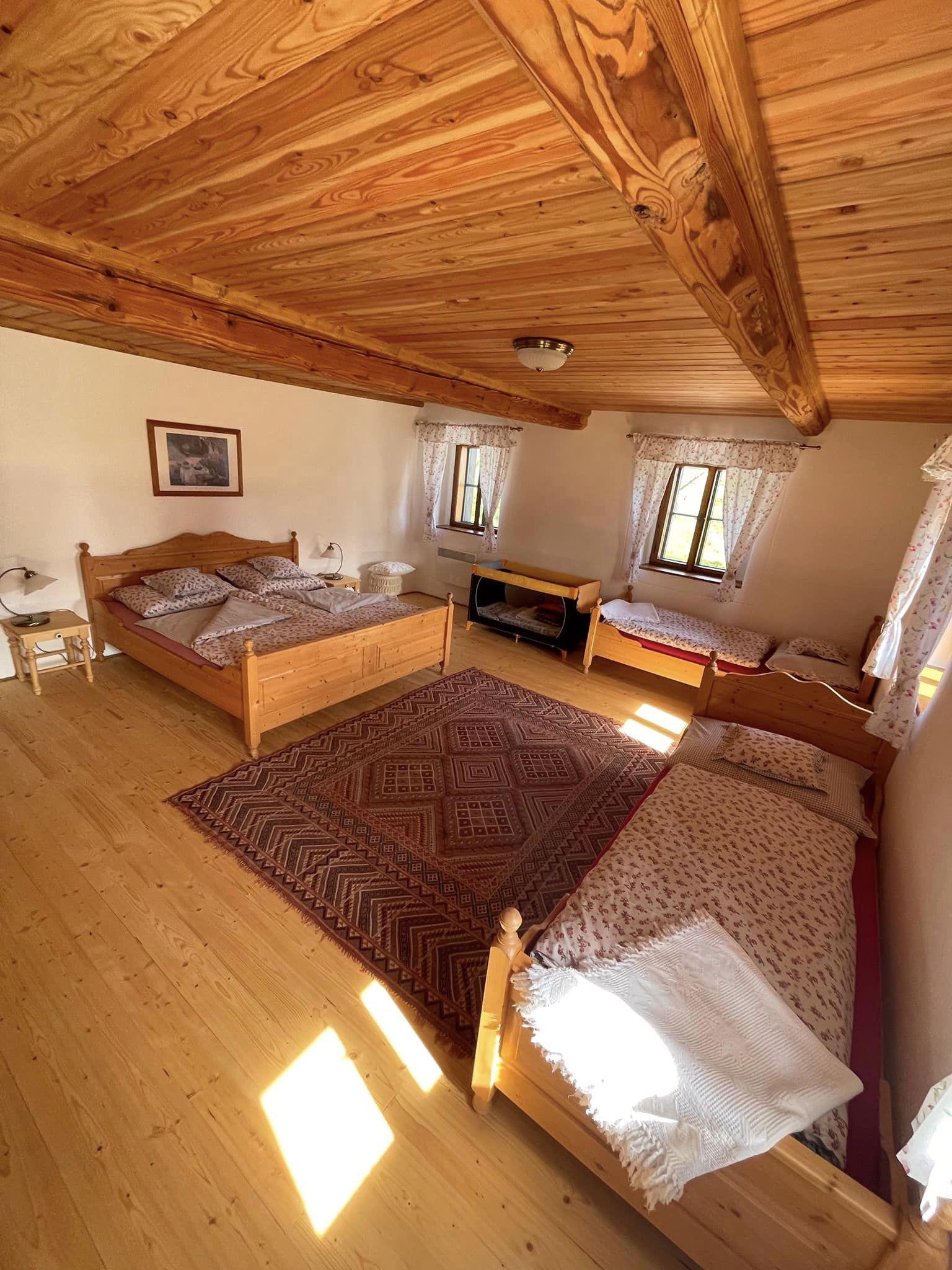 Ubytování - rekreační zařízení - Chalupa Slunečná foto 6