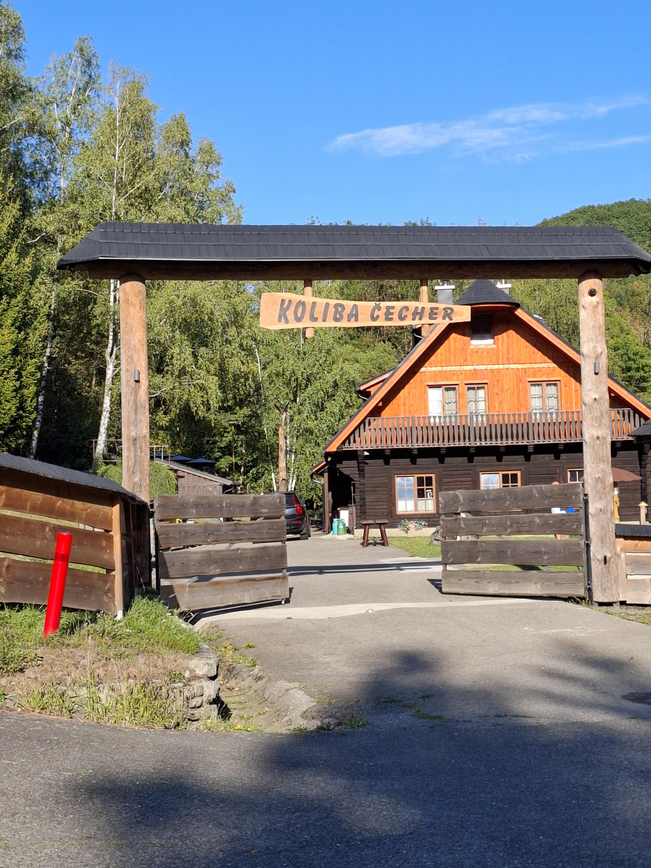 Penzion Koliba Čecher - restaurace foto 4