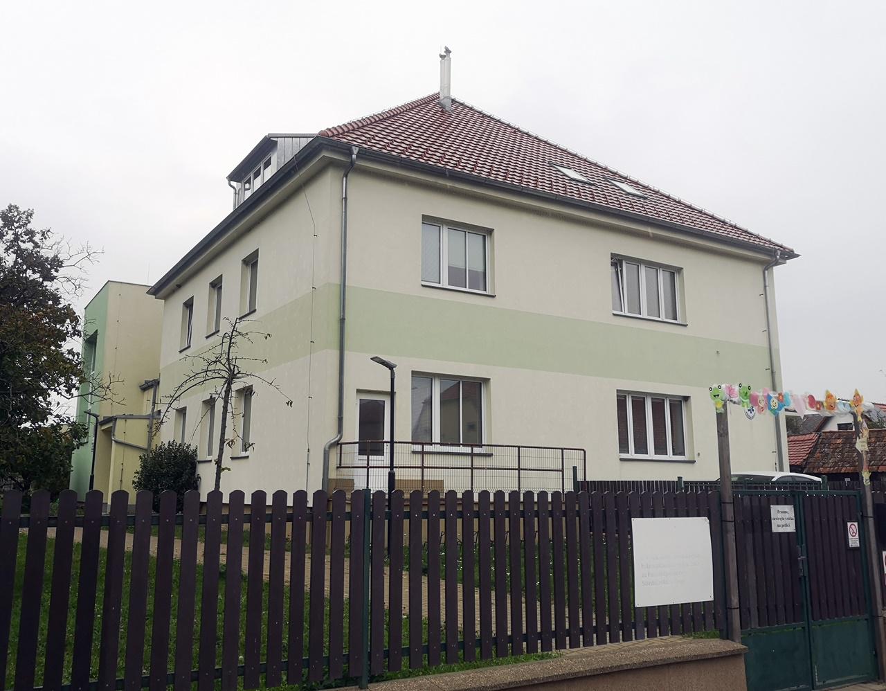 ZŠ a MŠ G. A. Lindnera Rožďalovice