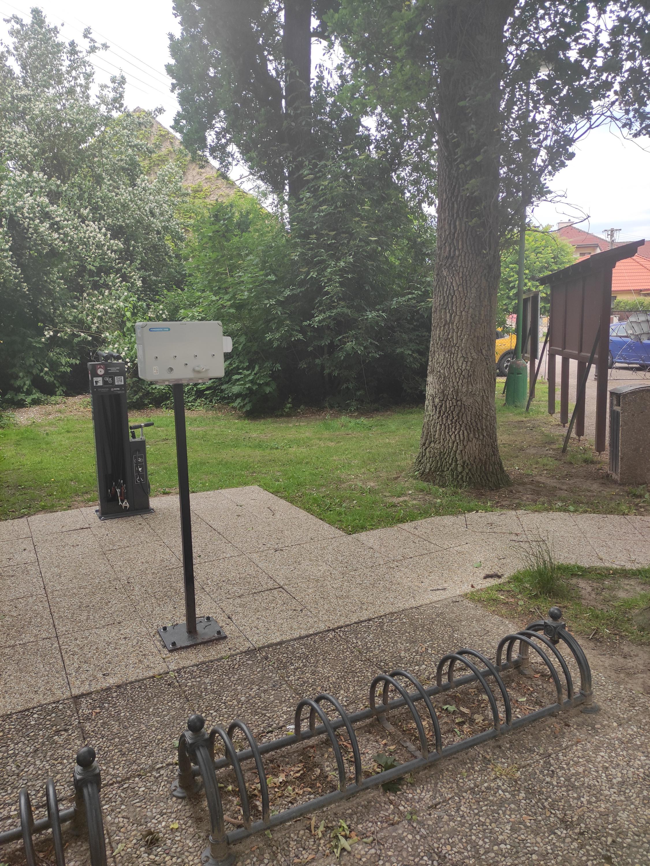 Nabíjecí stanice Zámek Choltice foto 2