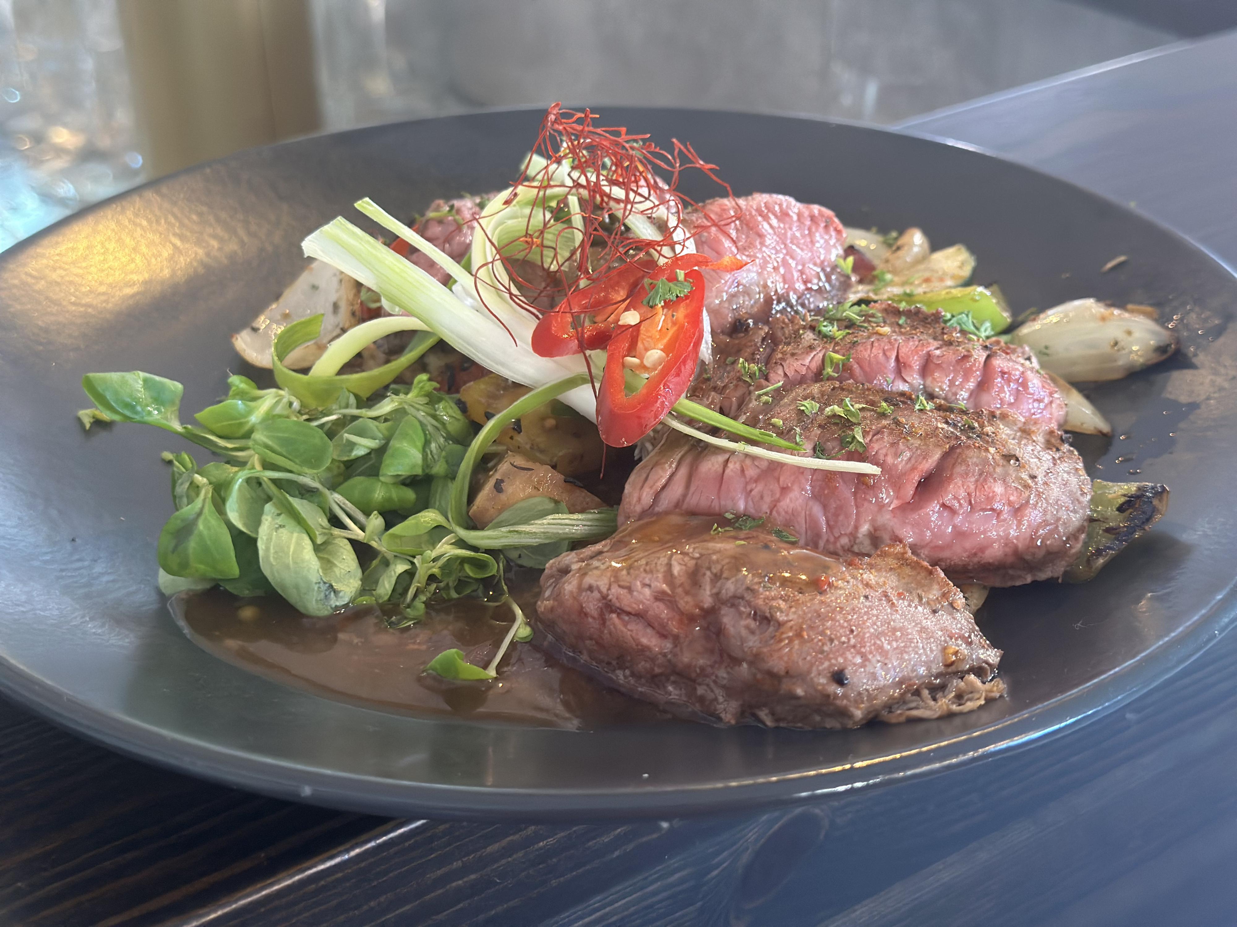 Restaurace a Selfie Cafe Žárovka foto 2