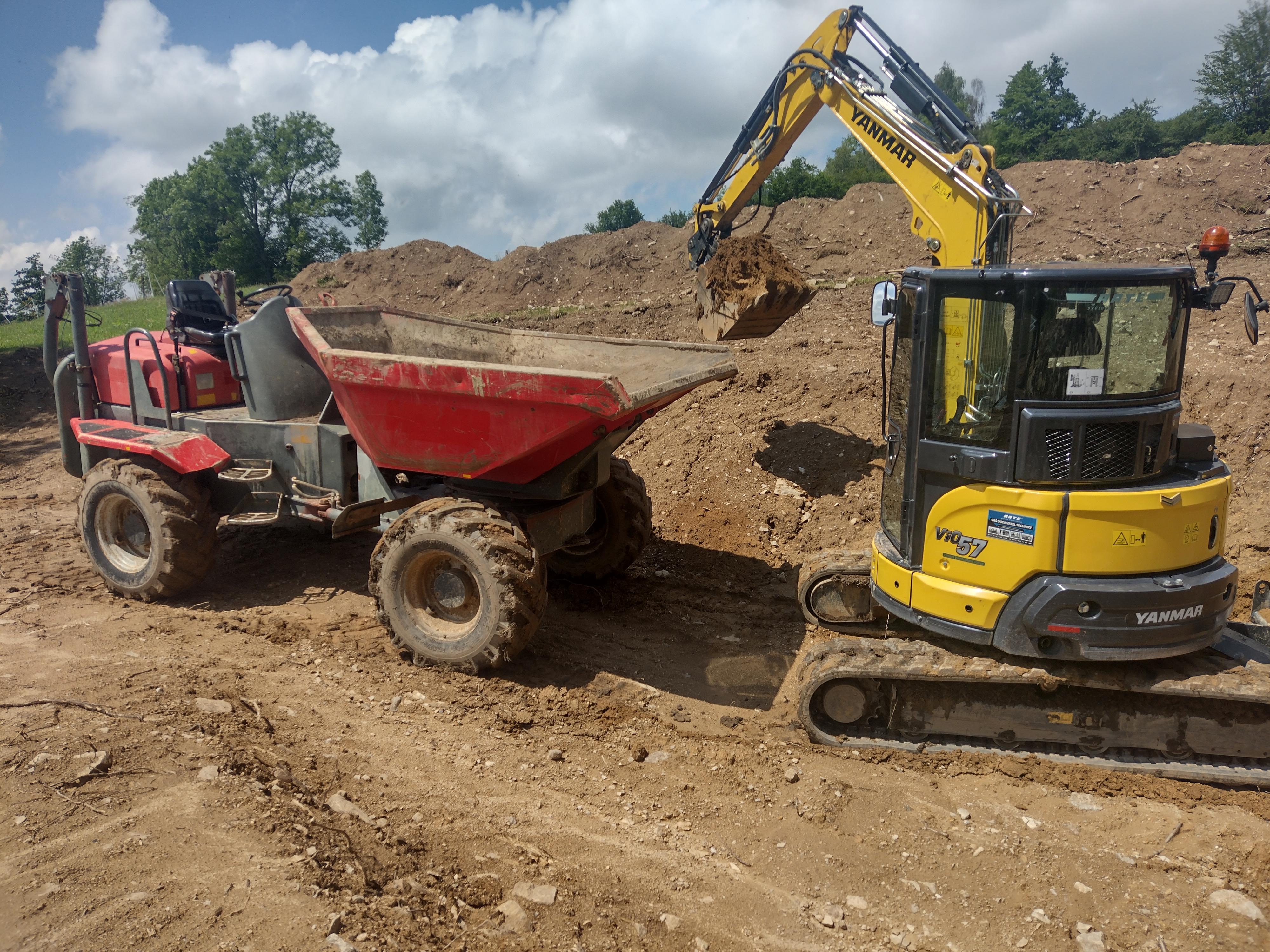 Zemní a výkopové práce, autodoprava Jan Sova foto 3