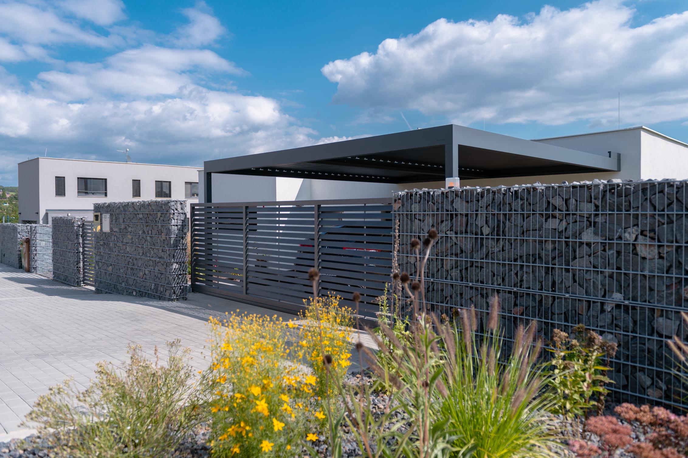 MAZUREK, s.r.o. - ploty - brány - gabiony