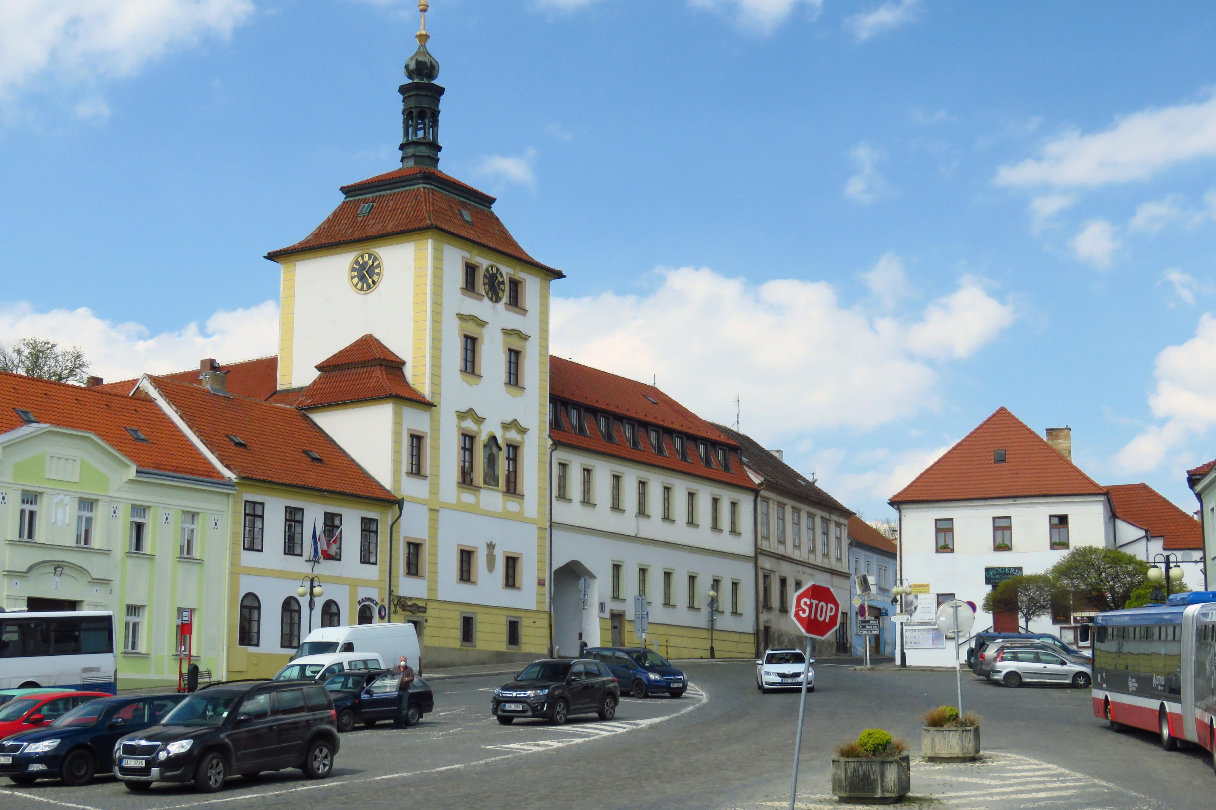 Jílové u Prahy - městský úřad foto 4