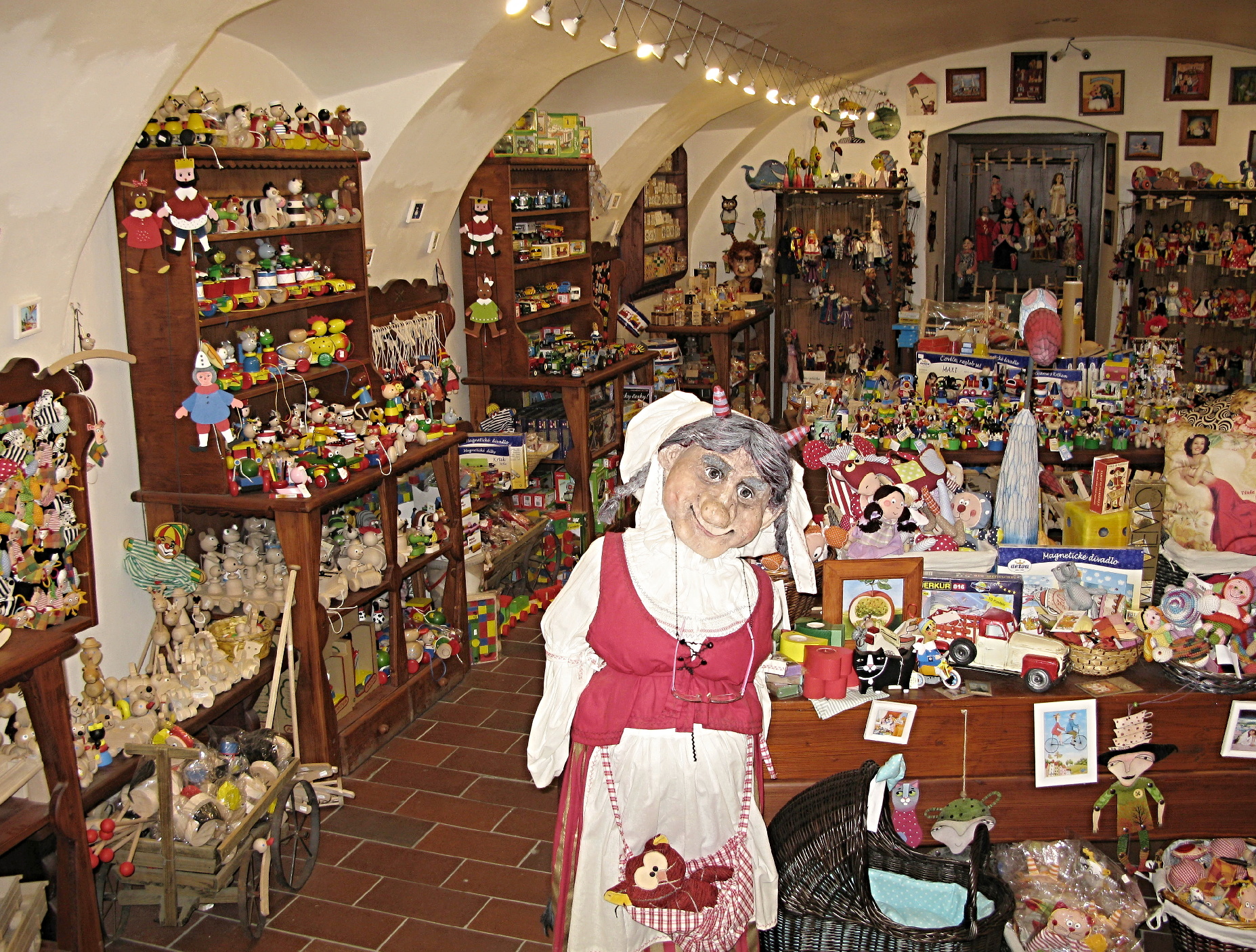 Čertovská hračkárna foto 2