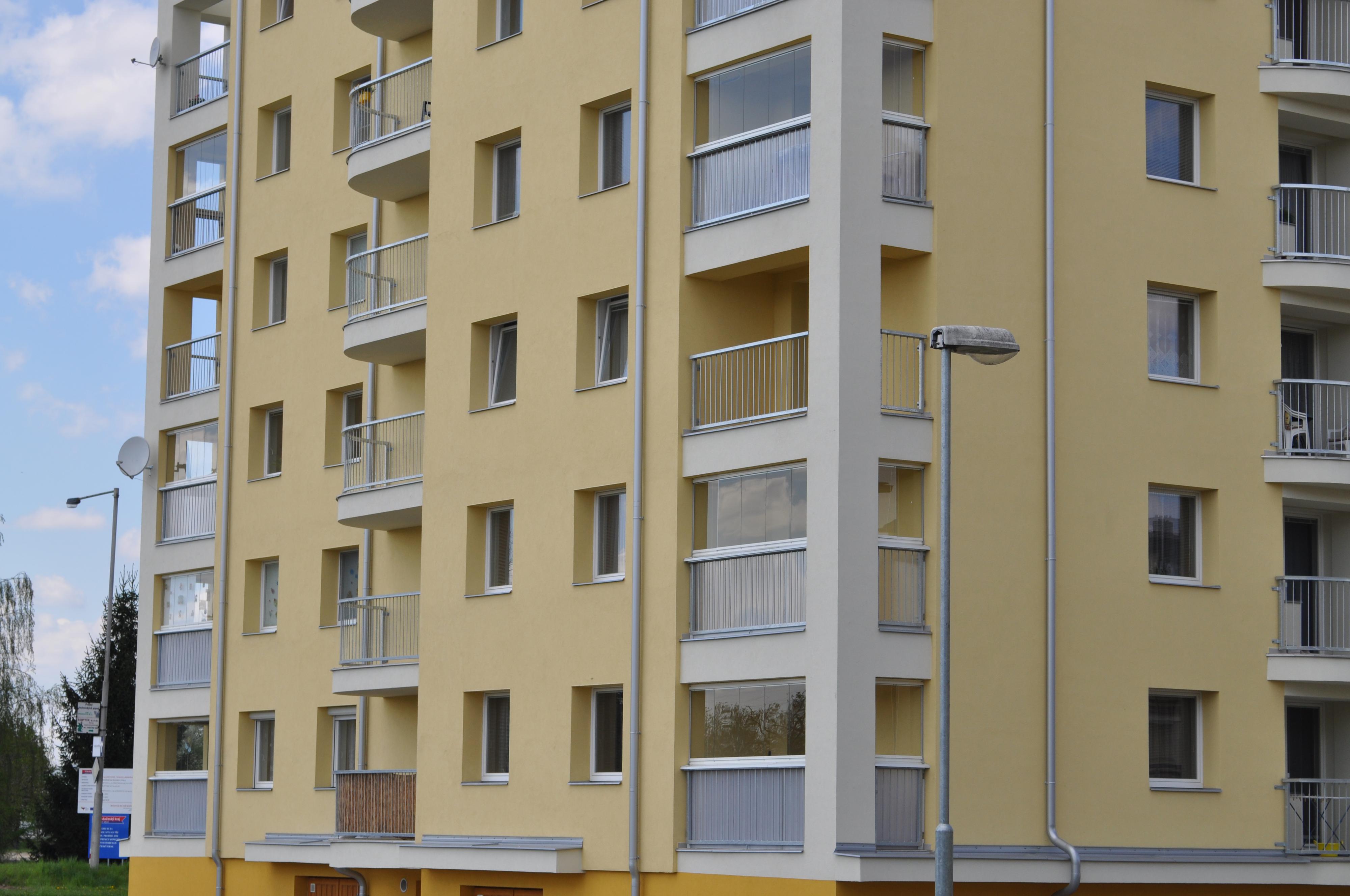 pouč - zasklívání lodžií foto 2