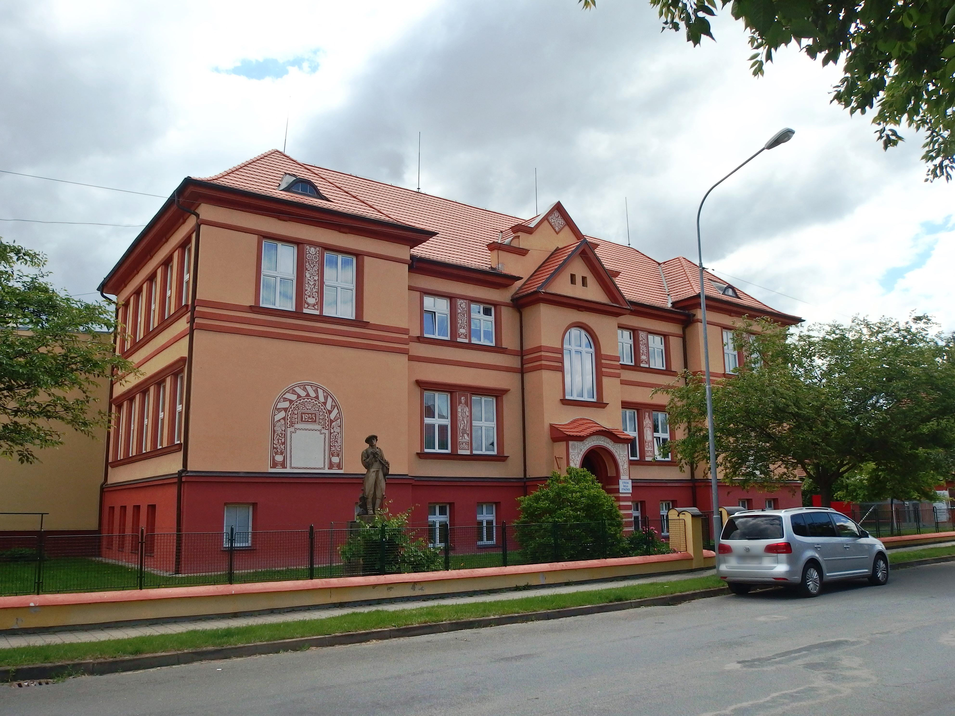 Střední škola Strážnice, J. Skácela foto 6