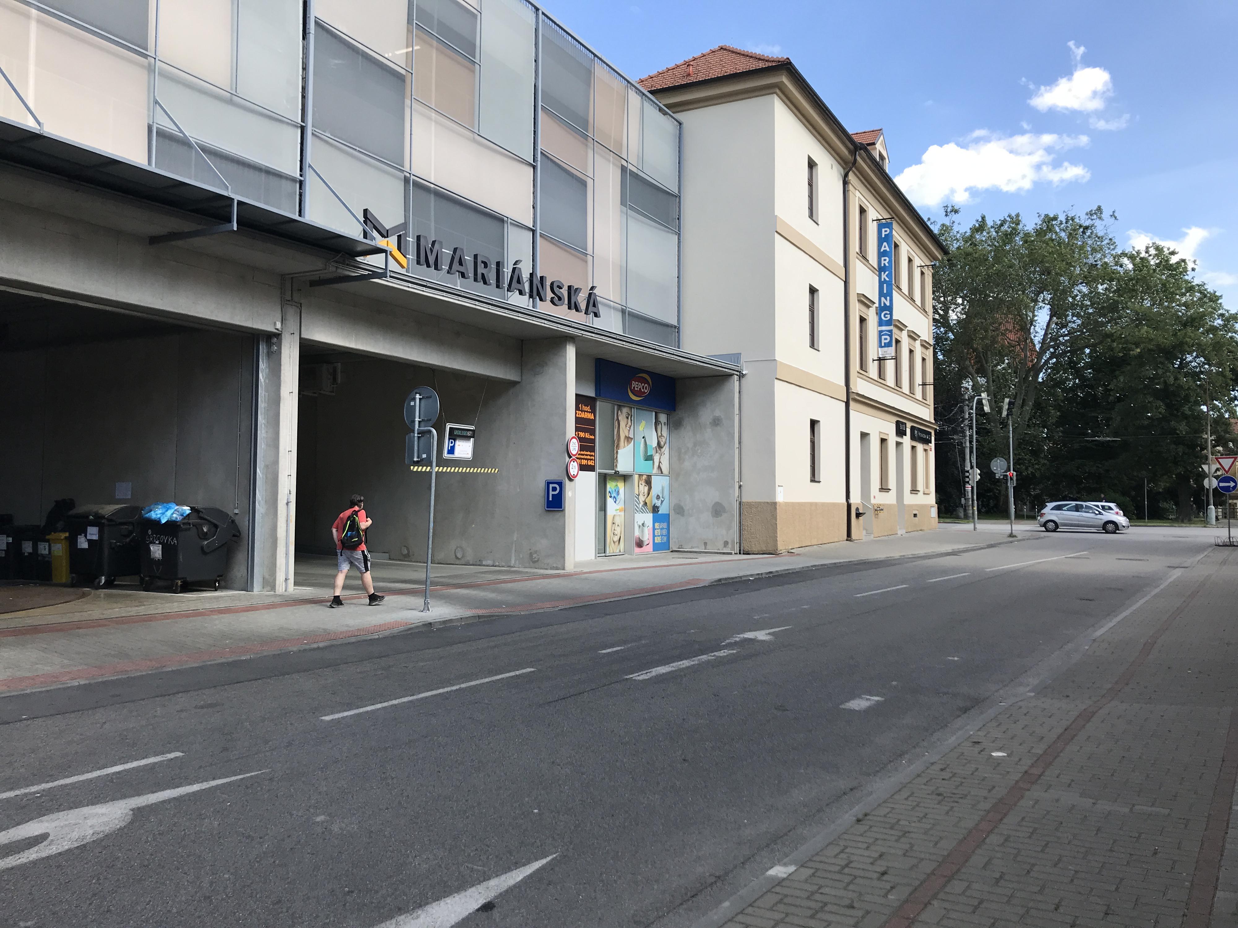 Mariánská - parkovací dům foto 2