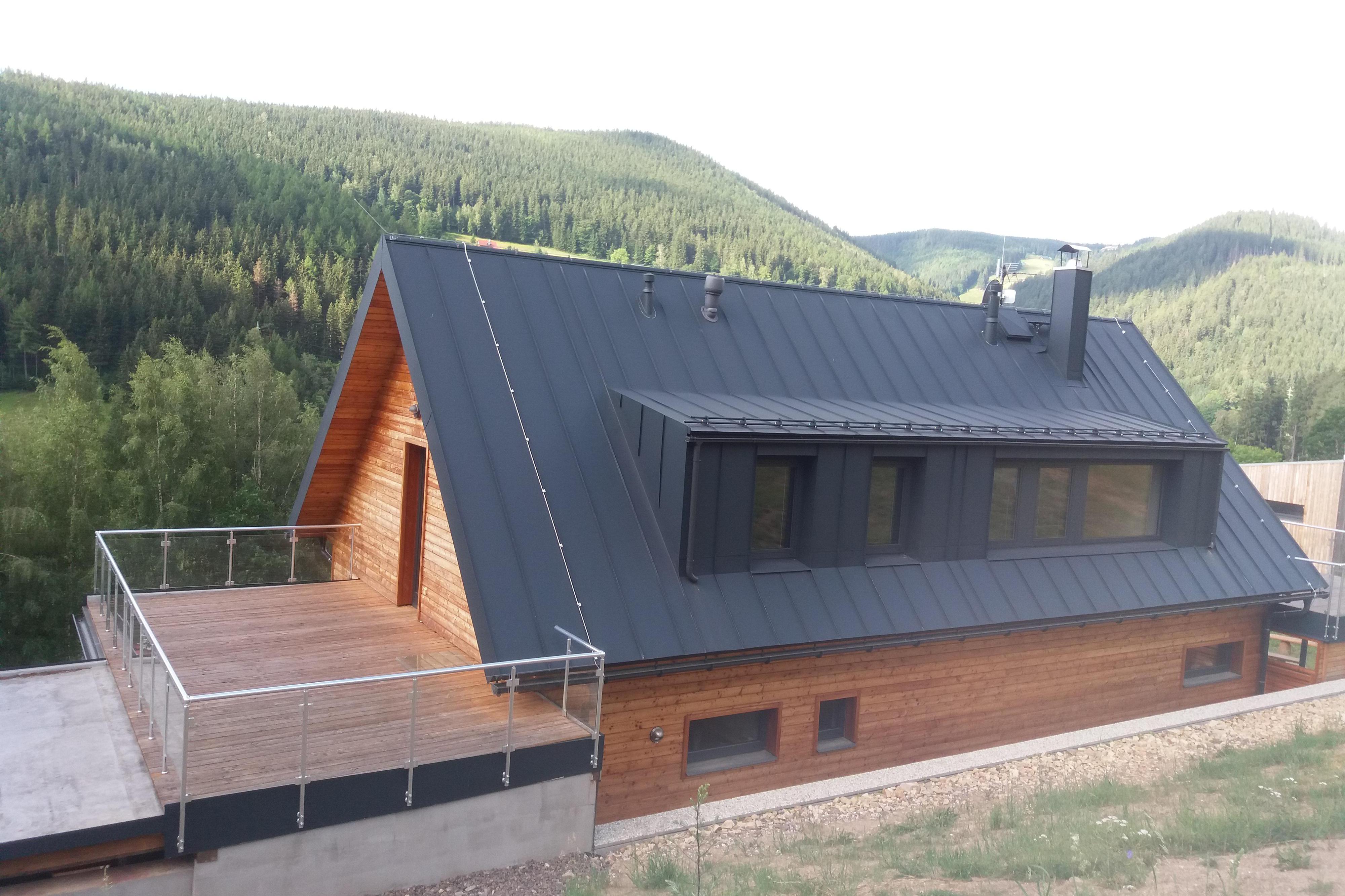 Střechy - izolace Jaromír Hrabal