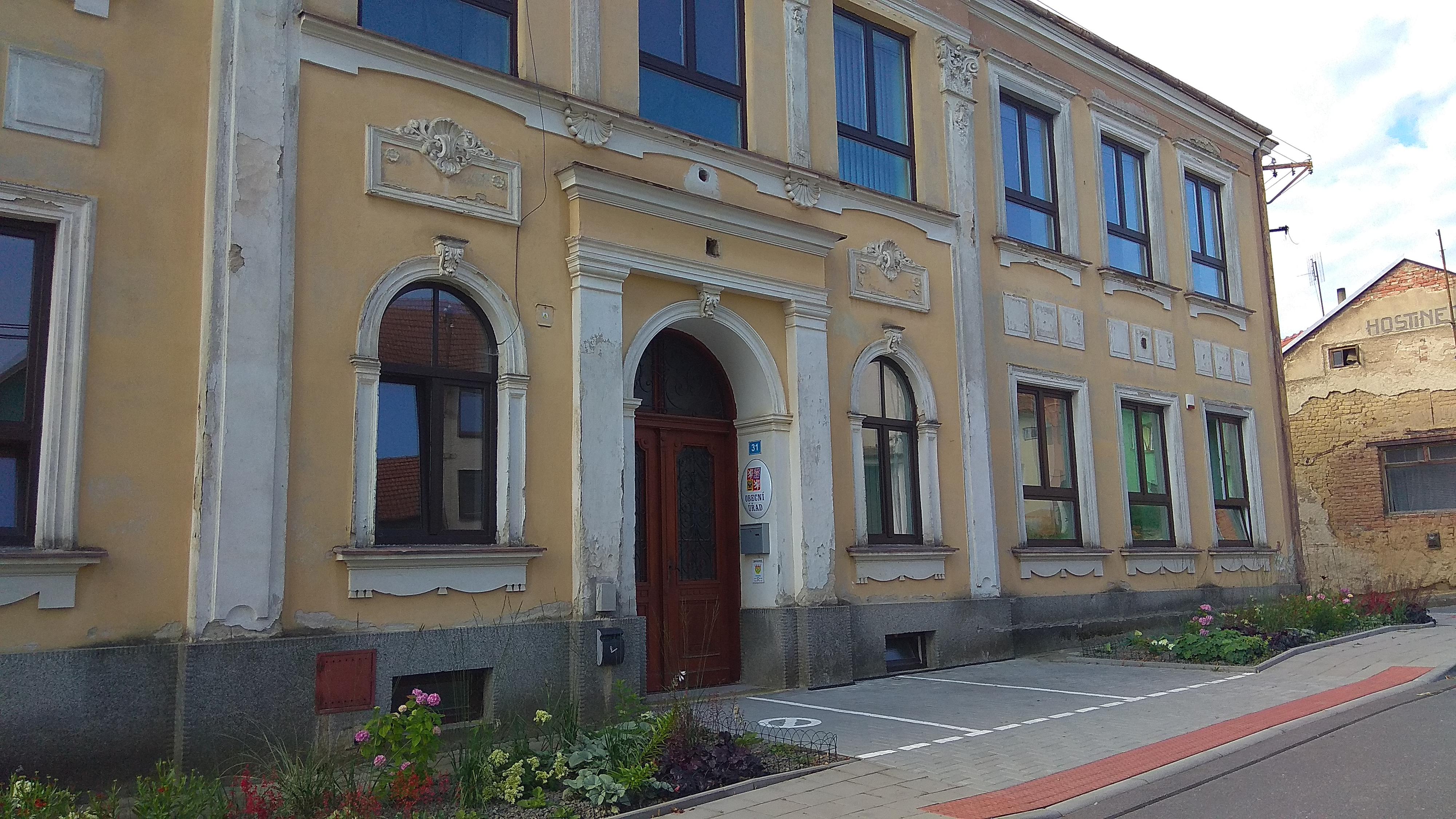 Ondratice - obecní úřad foto 3