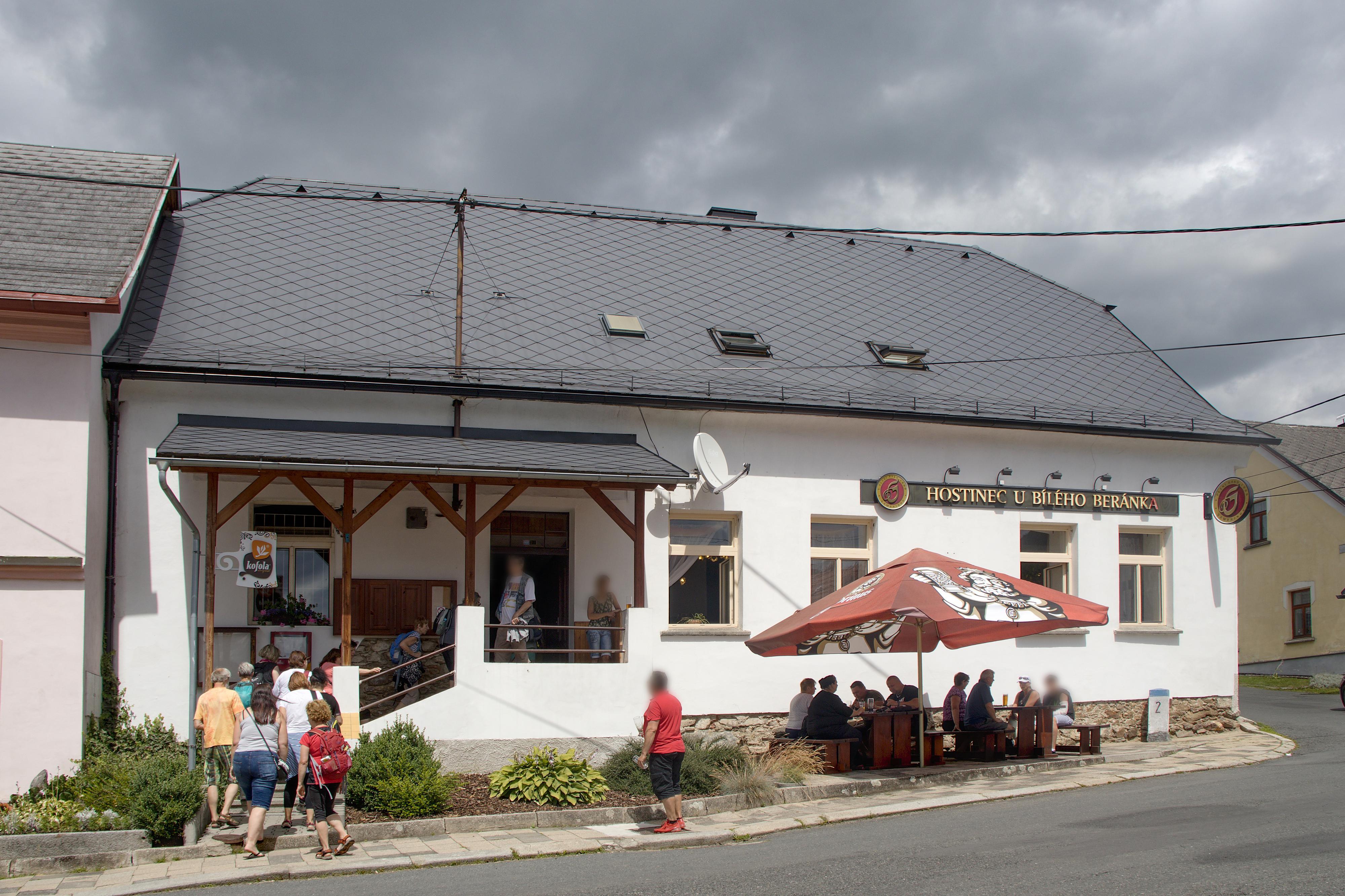 Restaurace U Bílého beránka foto 3