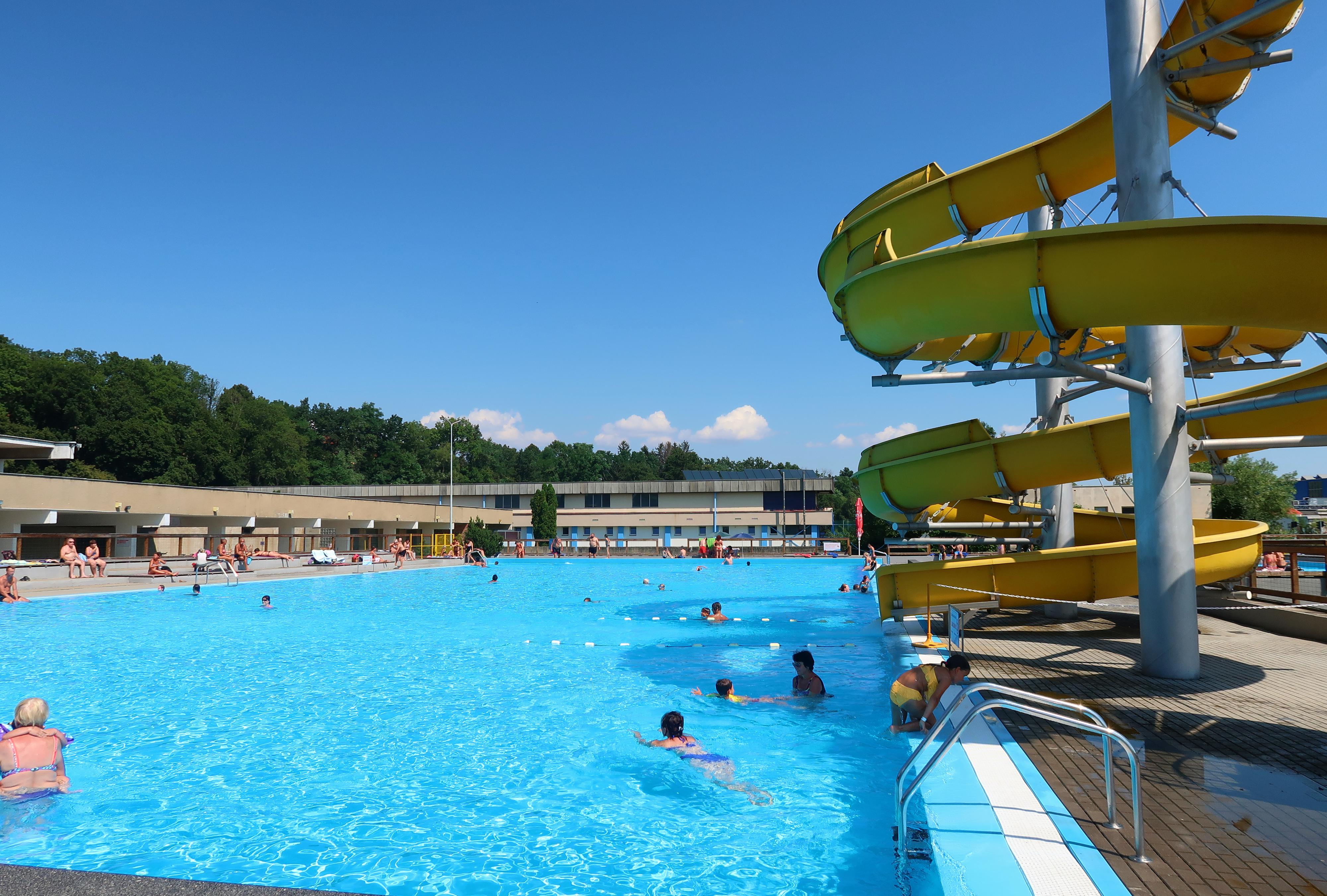 Sportovní zařízení města Vlašimi - koupaliště