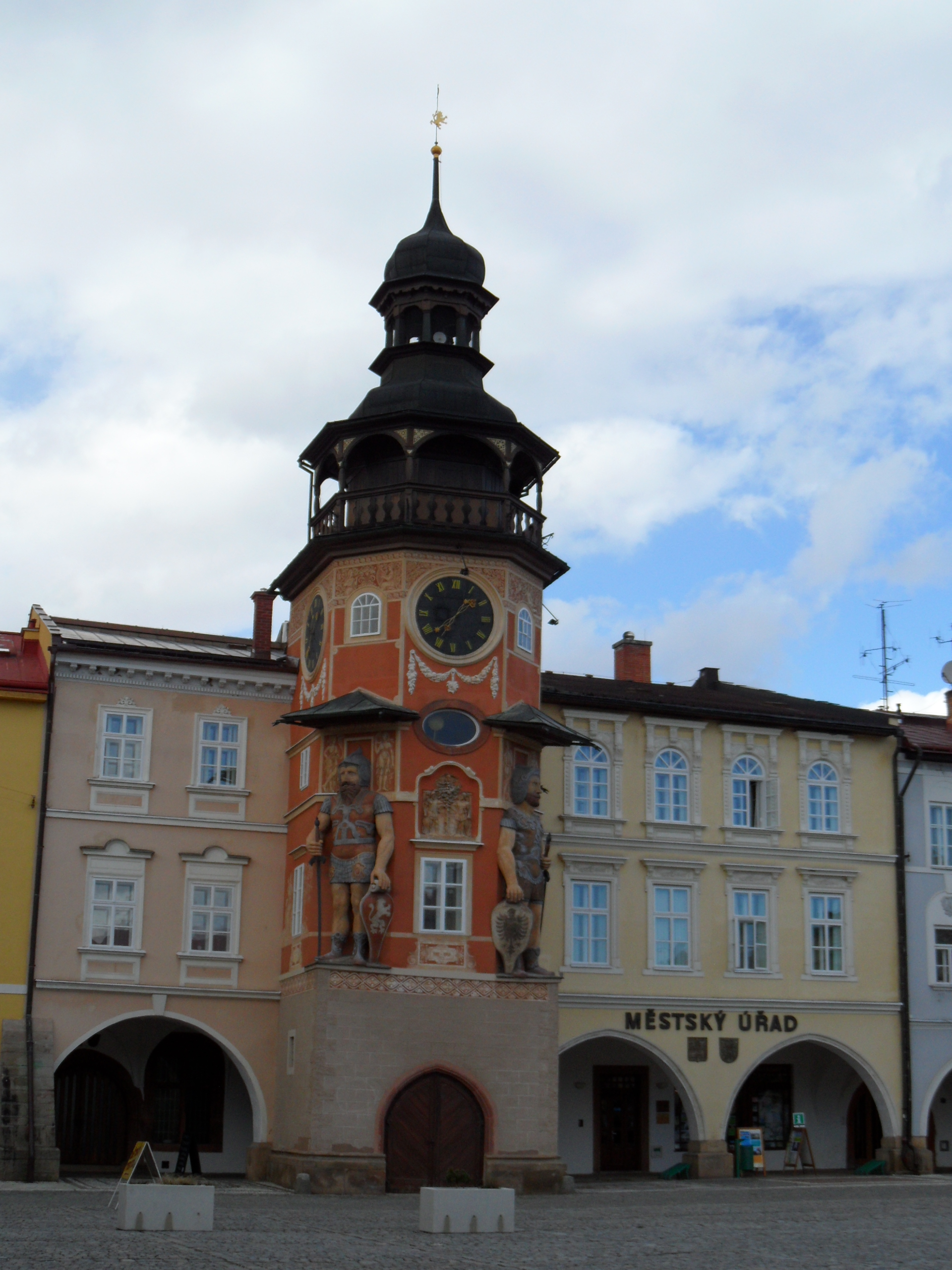 Hostinné - městský úřad foto 4