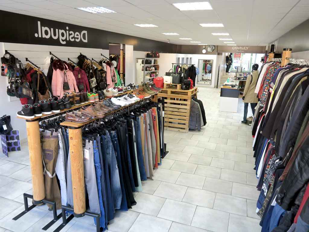 CHARLEY – outlet foto 3