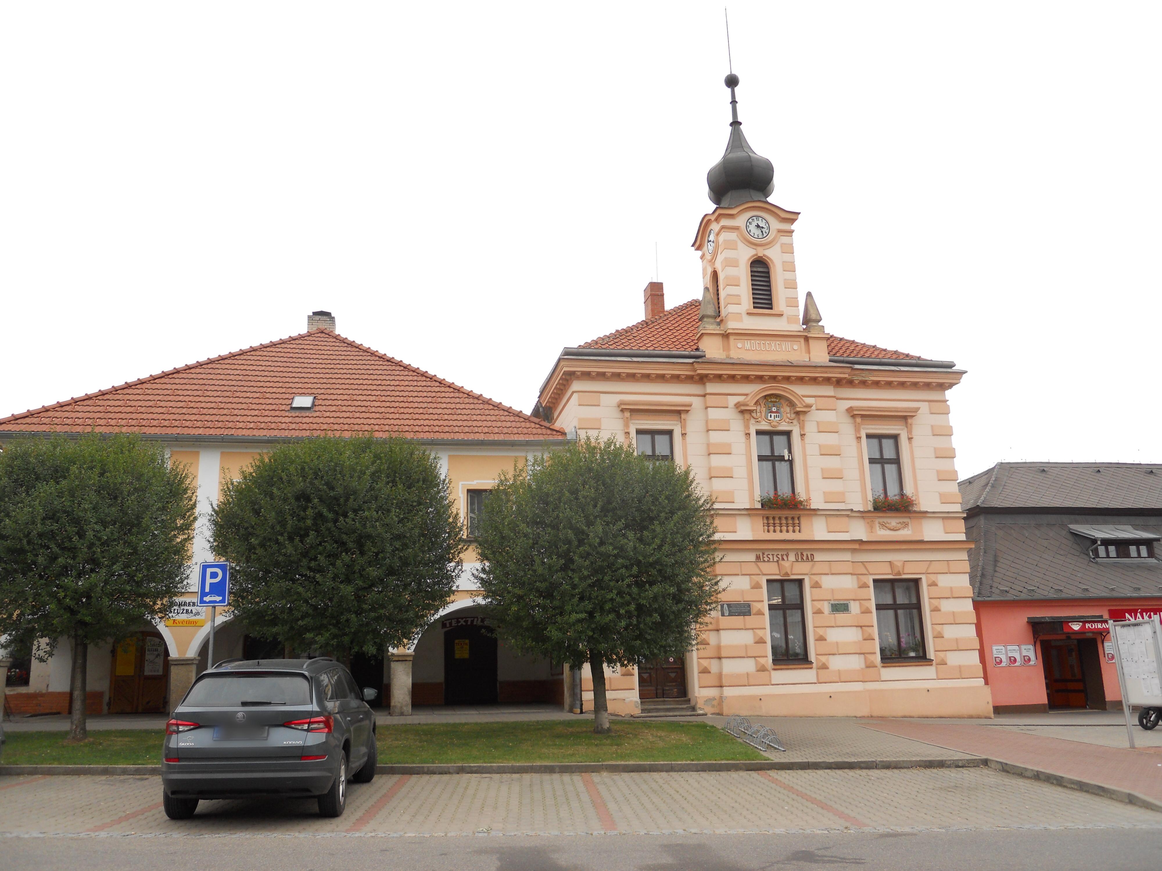 GOLČŮV JENÍKOV - MĚSTSKÝ ÚŘAD foto 4