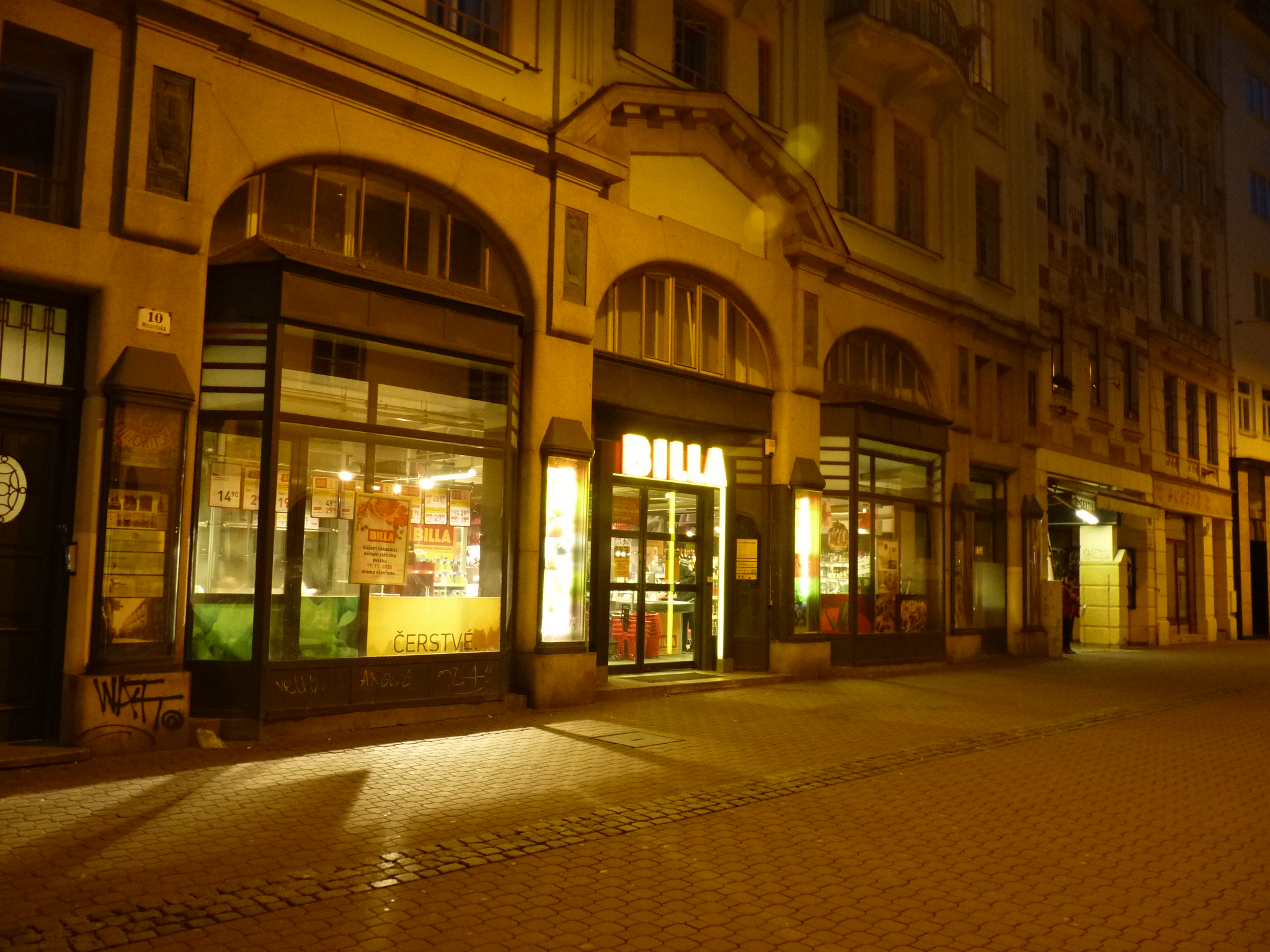 BILLA foto 2