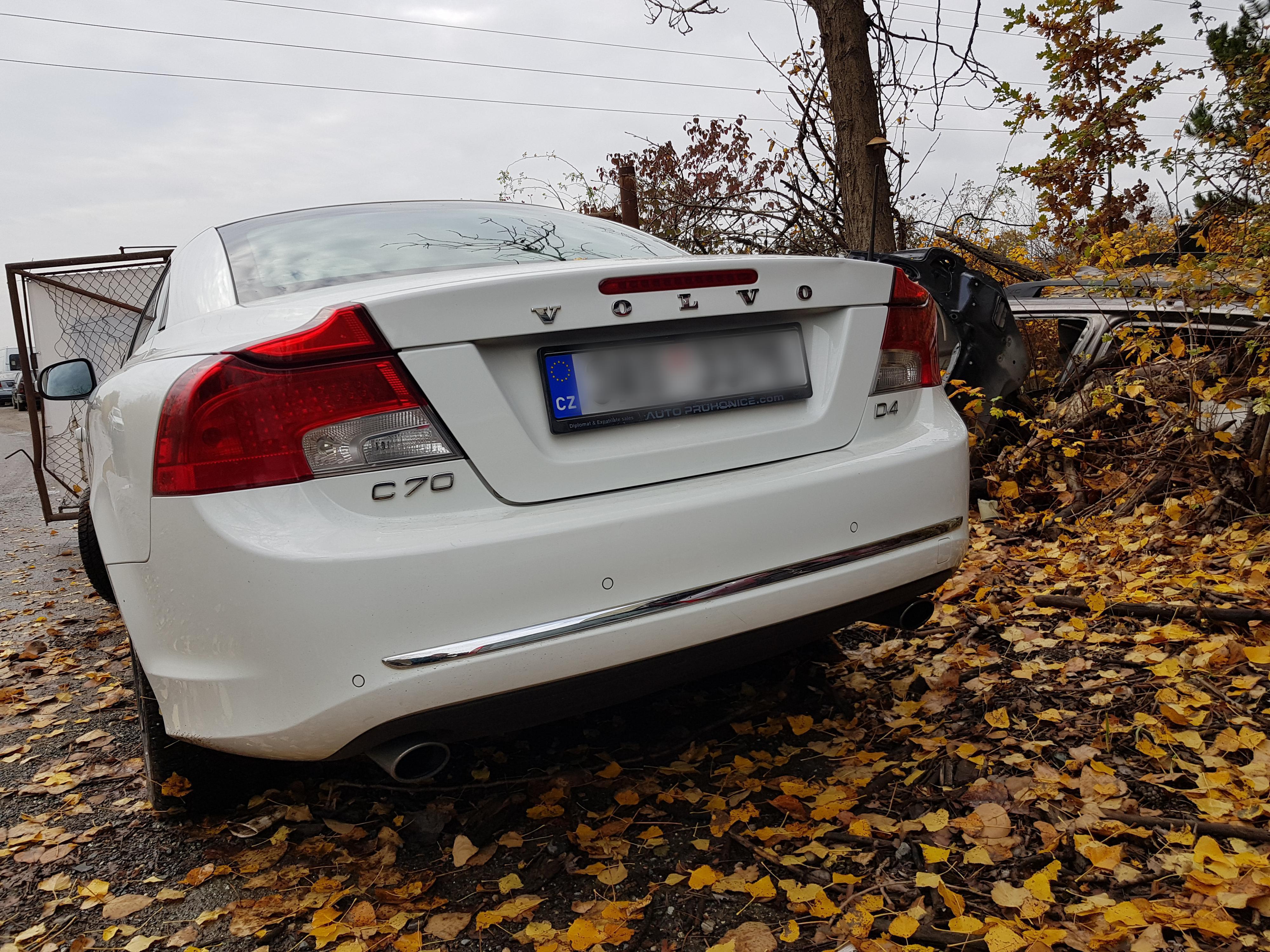 Volvo díly Čížek - Náhradní díly a autovrakoviště Volvo foto 2