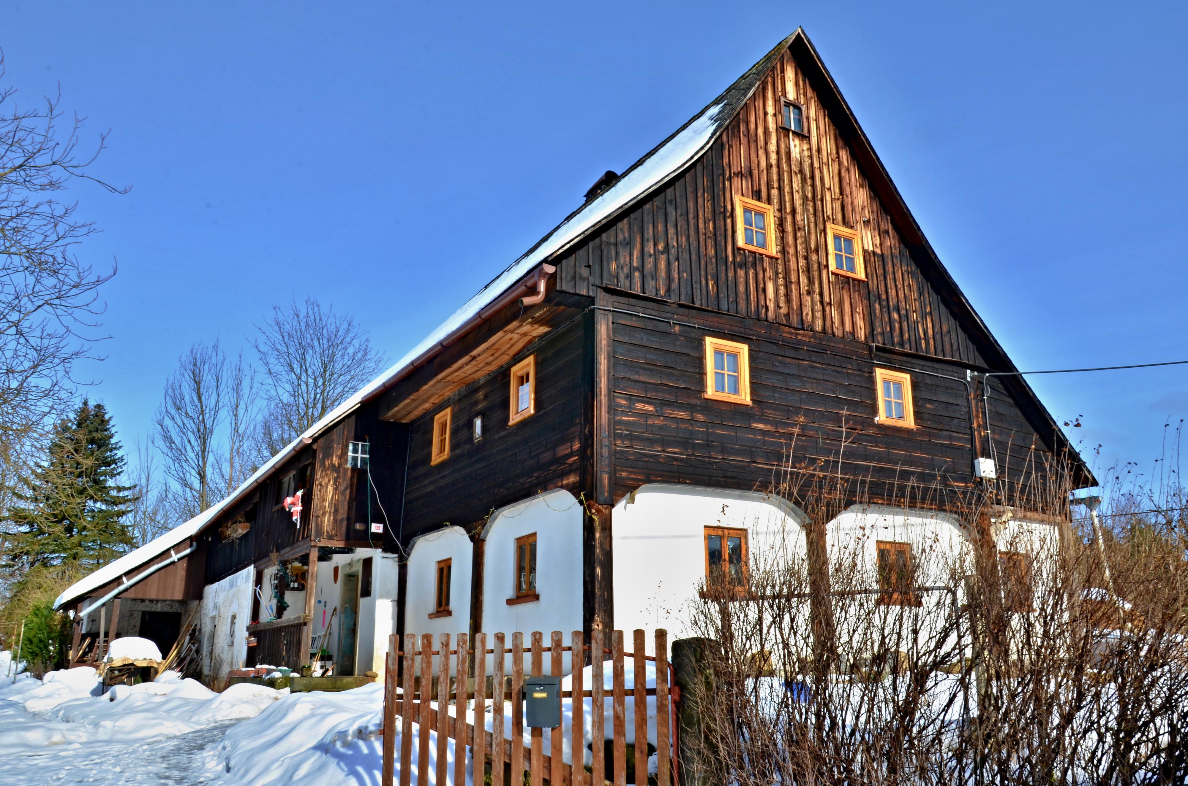 Mařenice - obecní úřad foto 3