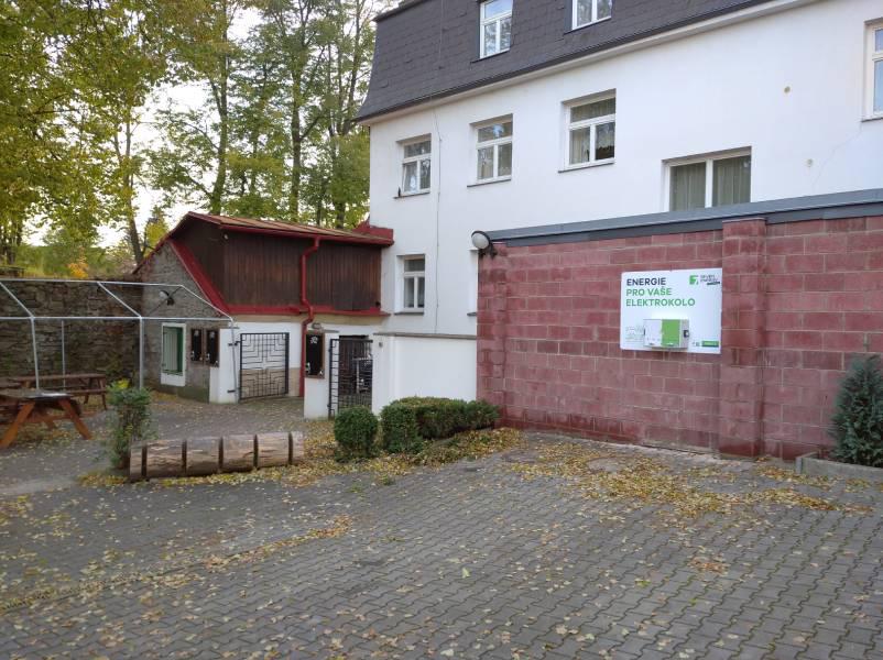 Nabíjecí stanice Hotel Pivovar Polička foto 2
