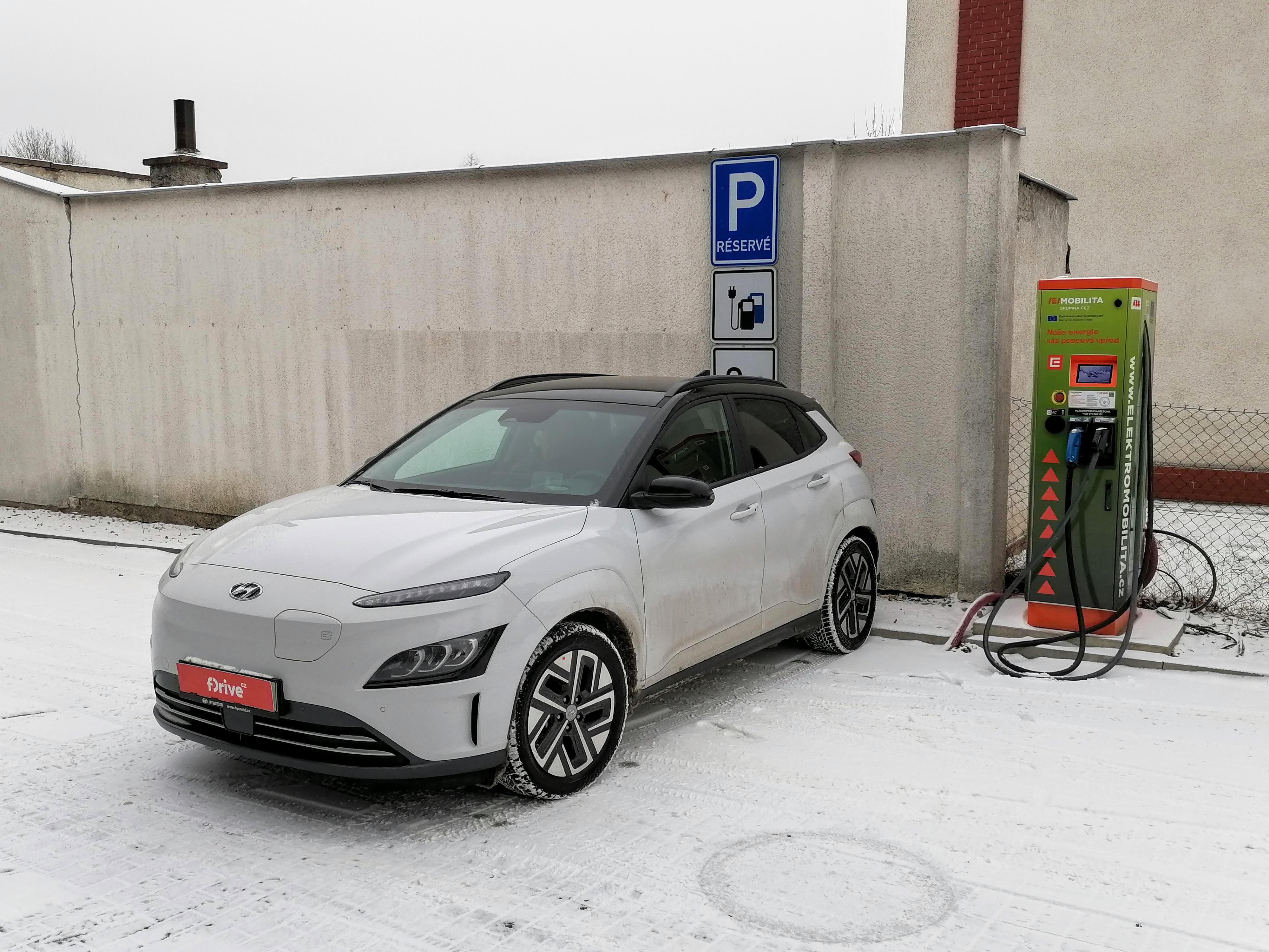 Nabíjecí stanice ČEZ