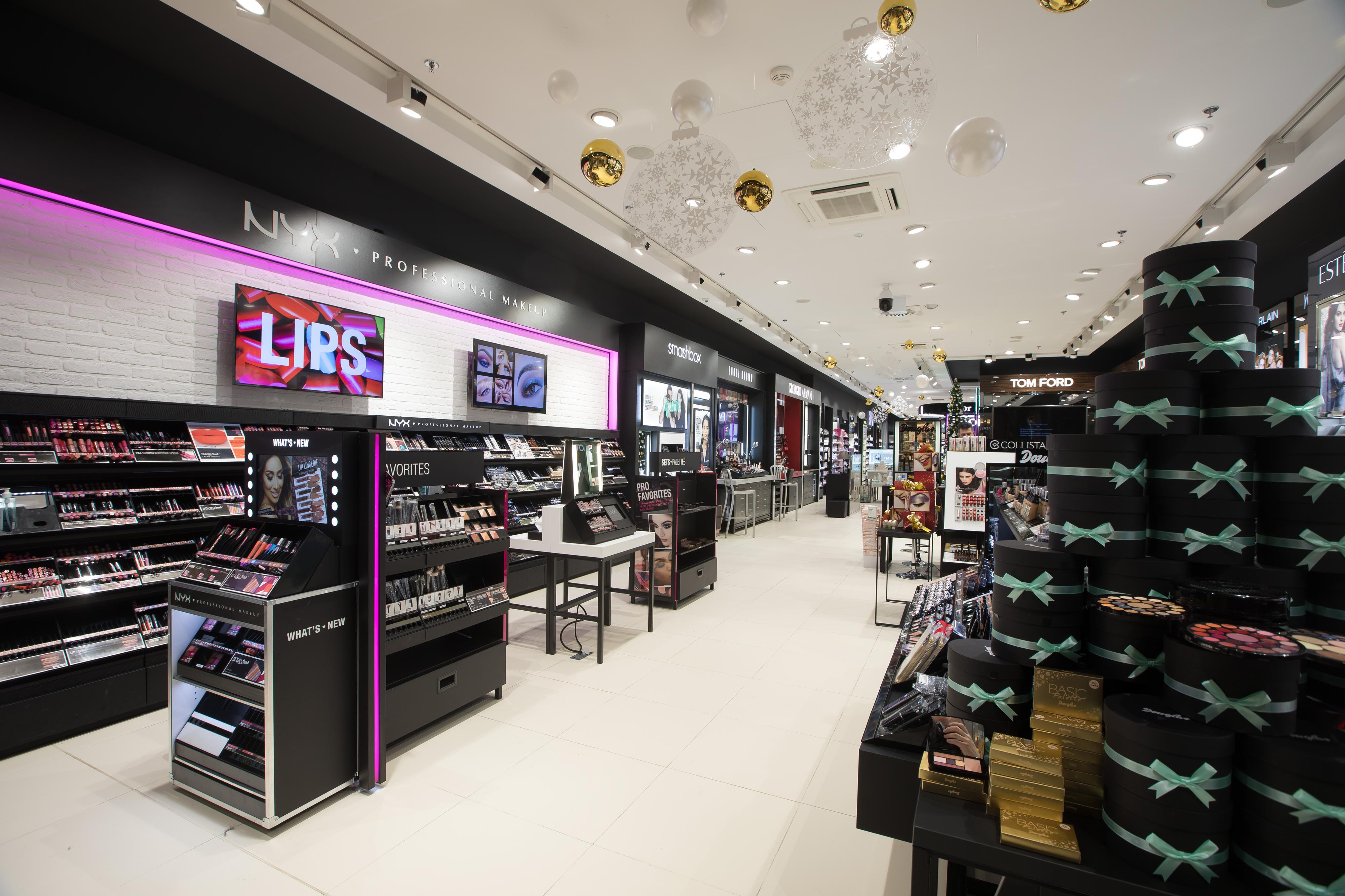 Parfumerie Douglas foto 3