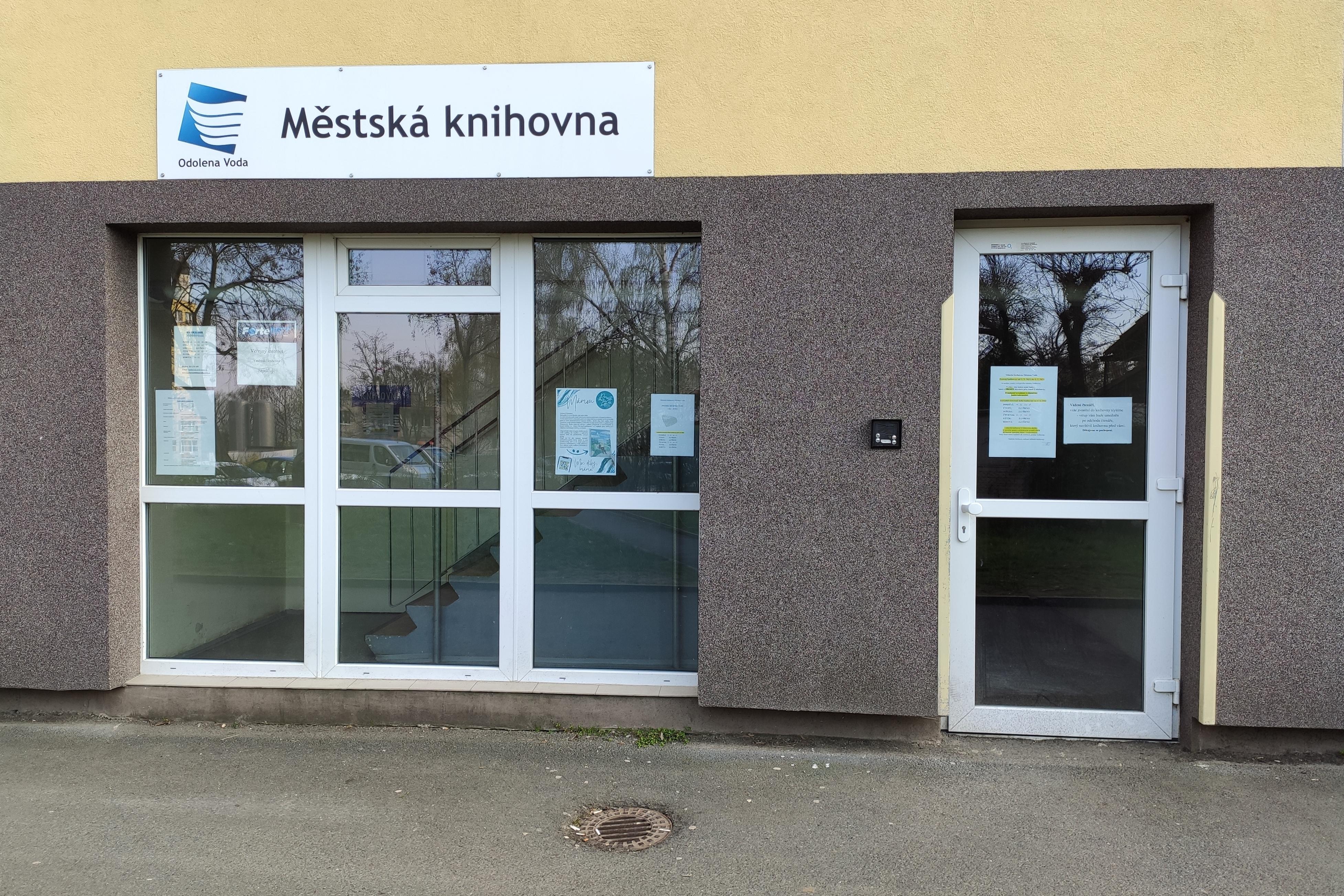 Městská knihovna Odolena Voda foto 2