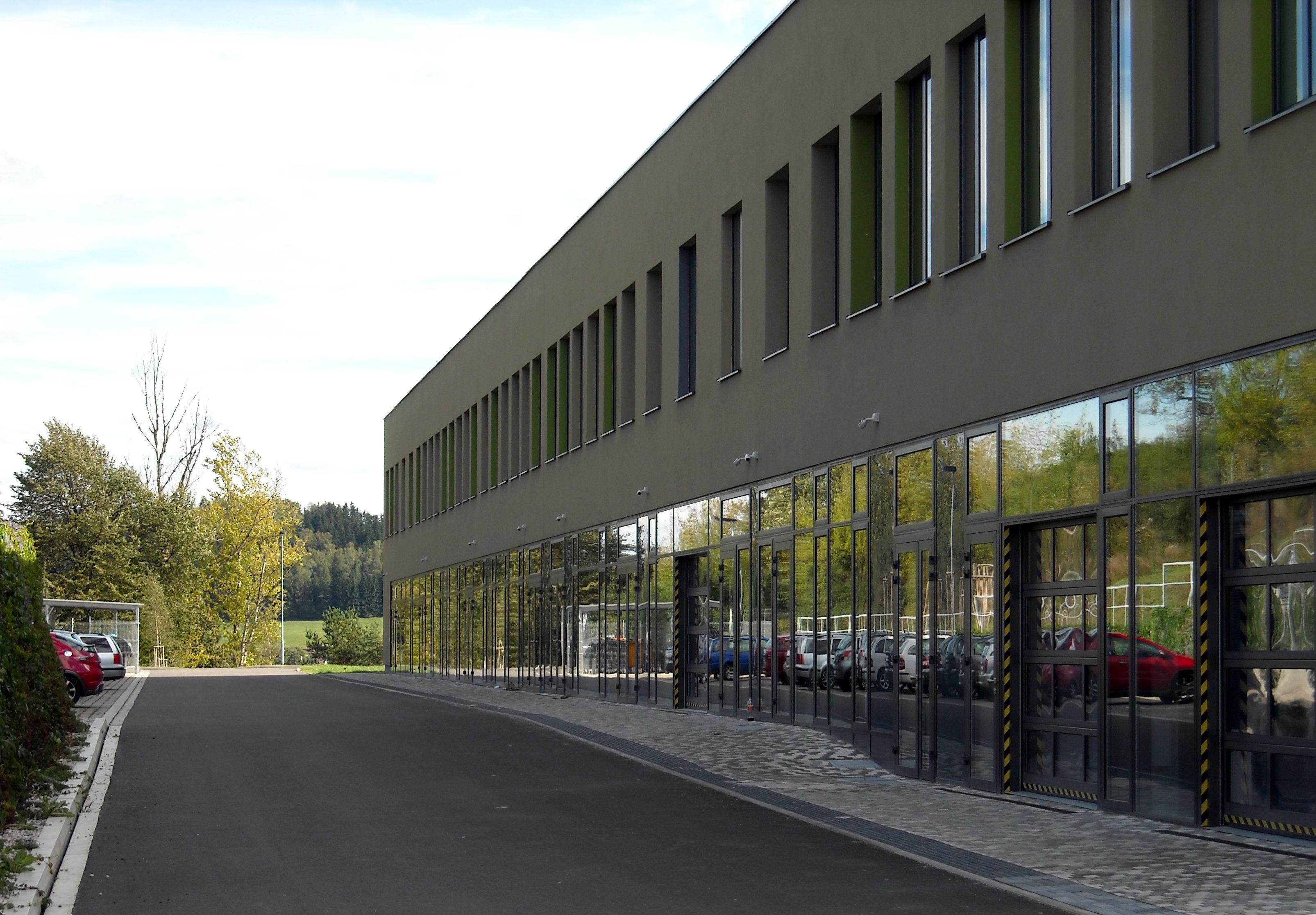 Střední průmyslová škola Ostrov foto 5