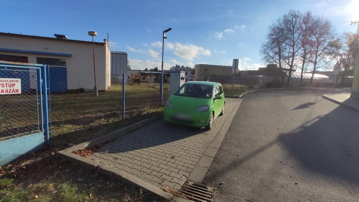 LUKY system, spol. s r.o. - nabíjecí stanice foto 2