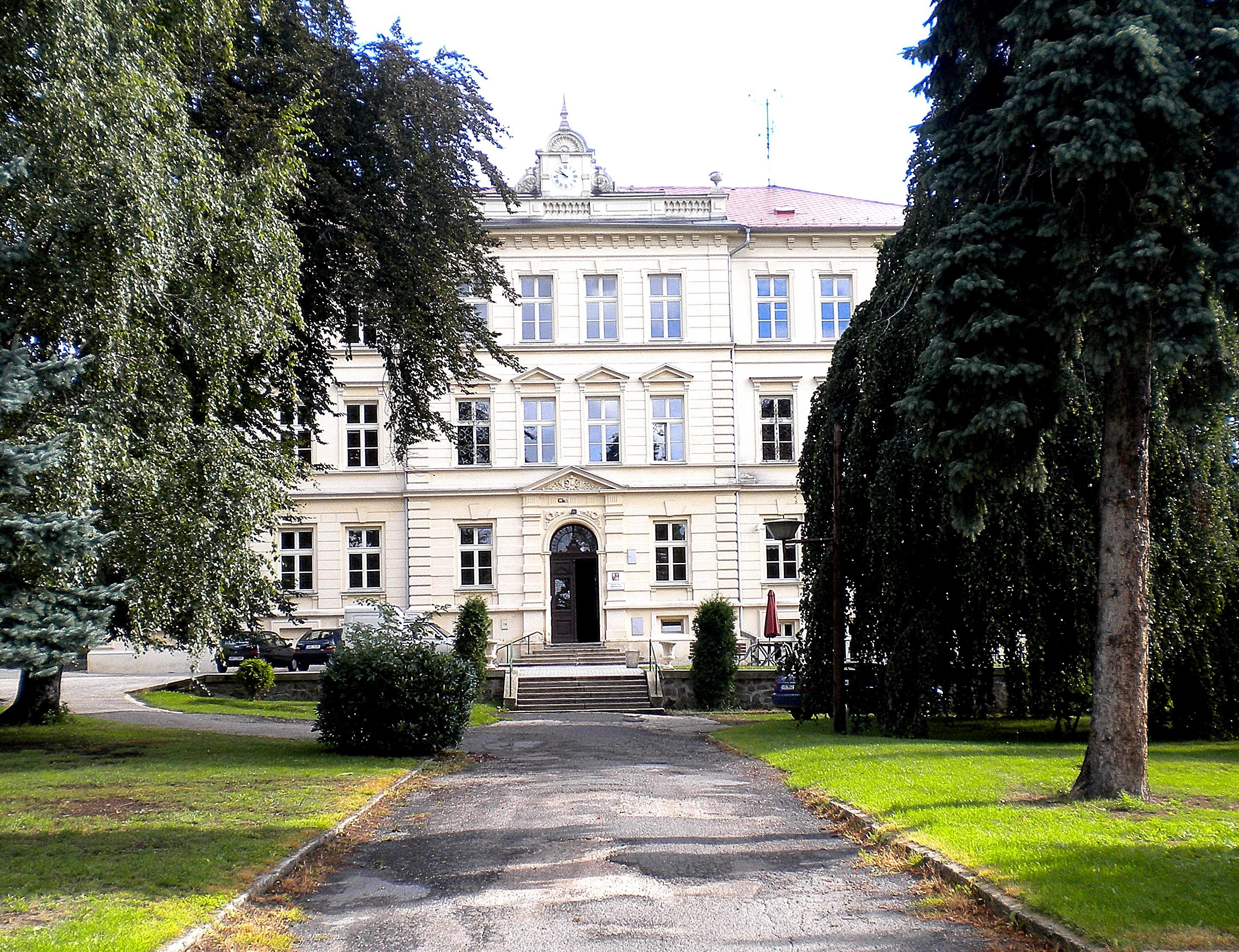 ZŠ a MŠ Horní Jiřetín foto 3