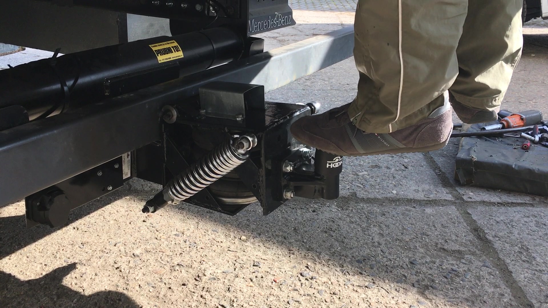 PEM Plus - Milan Jeřábek - Tažná zařízení ZBRASLAV foto 2 (náhled videa)