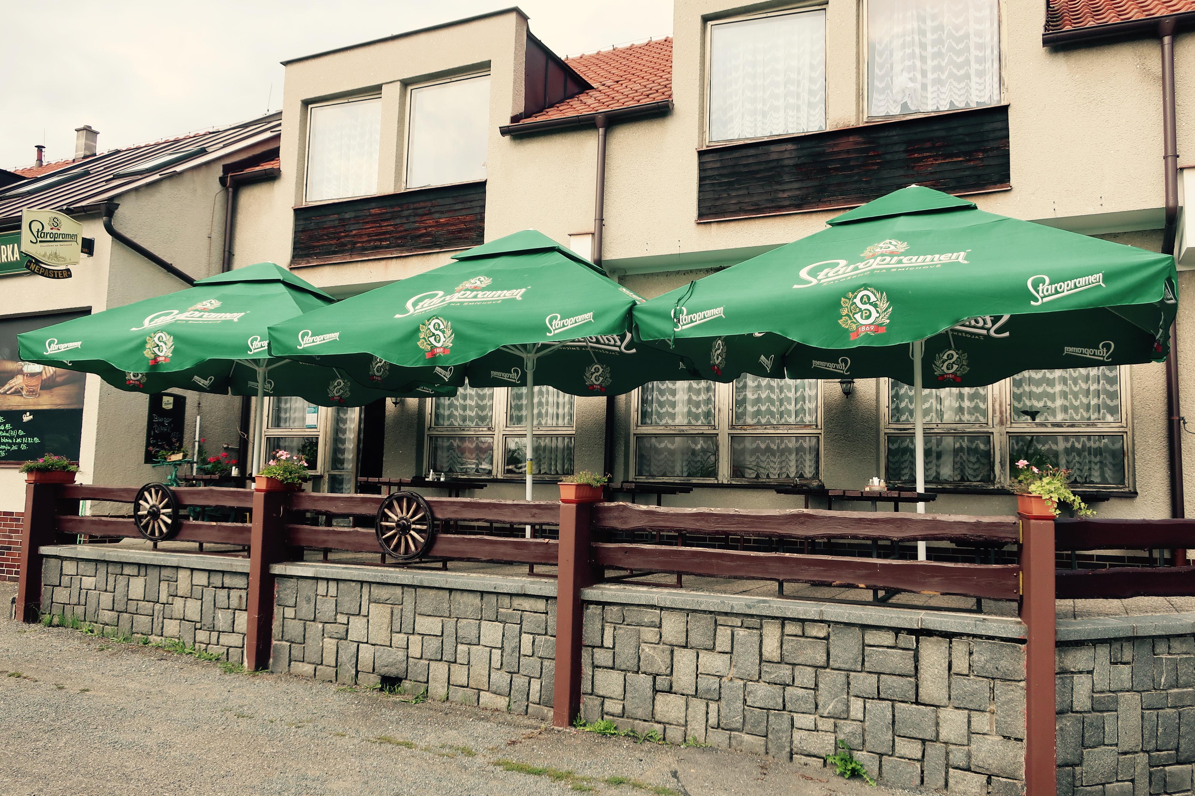 Restaurace U Jezírka foto 2