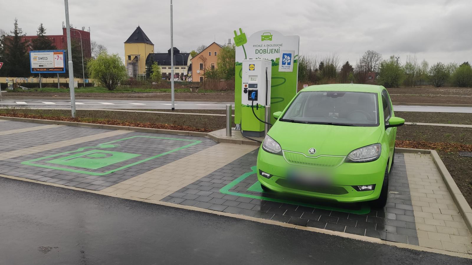 Nabíjecí stanice Lidl