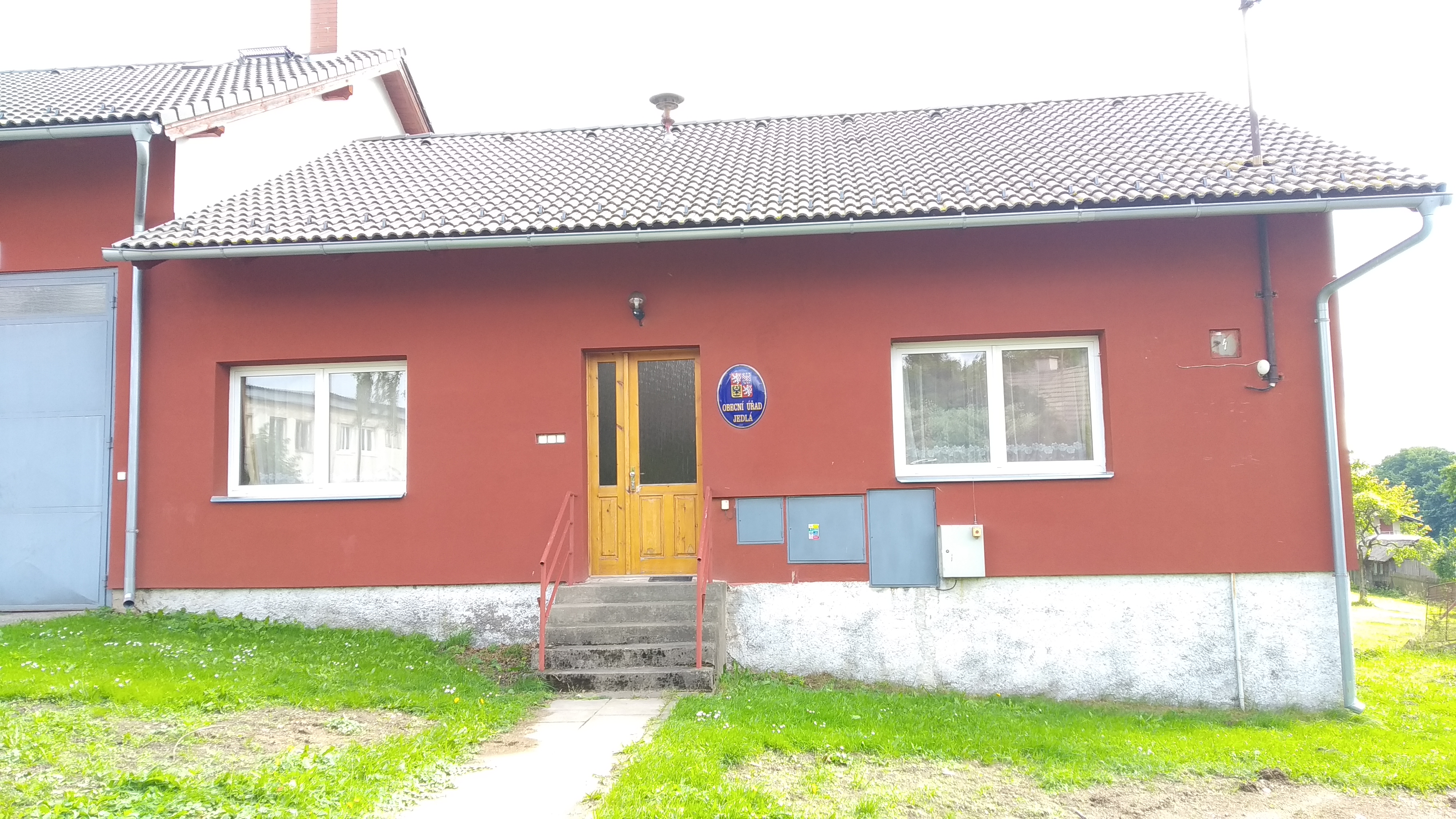 Jedlá - obecní úřad foto 2