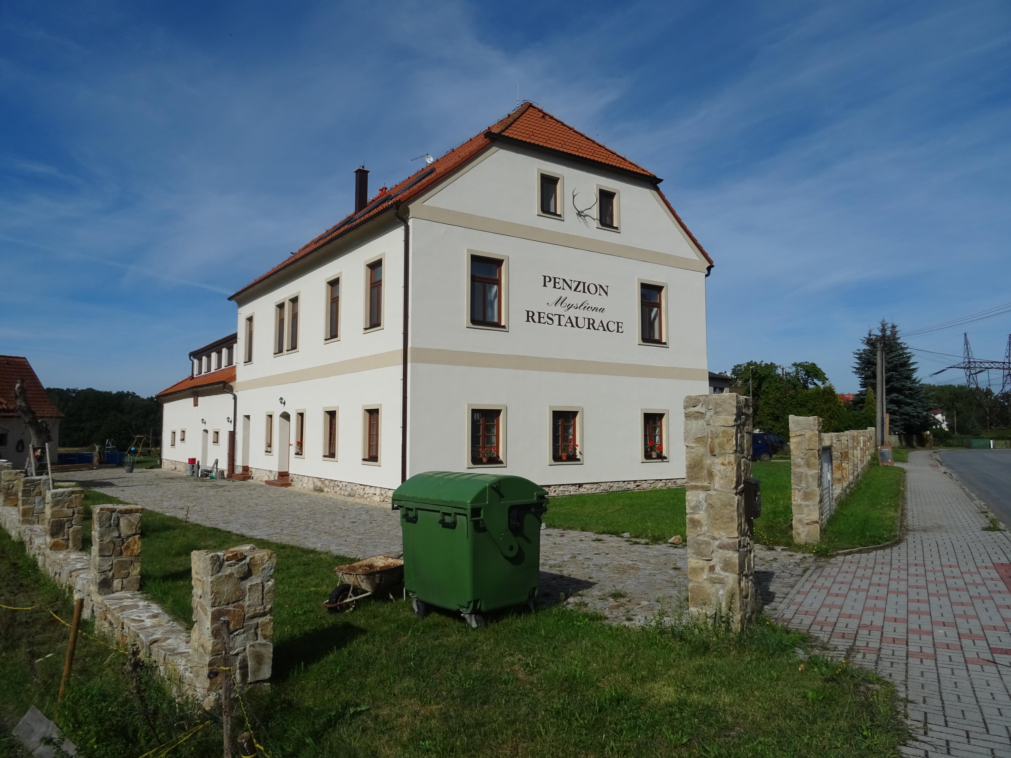 Restaurace Myslivna foto 2