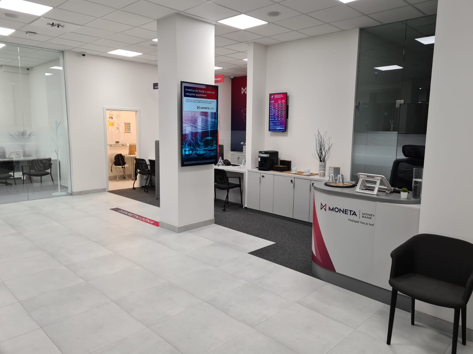 MONETA Money Bank foto 4