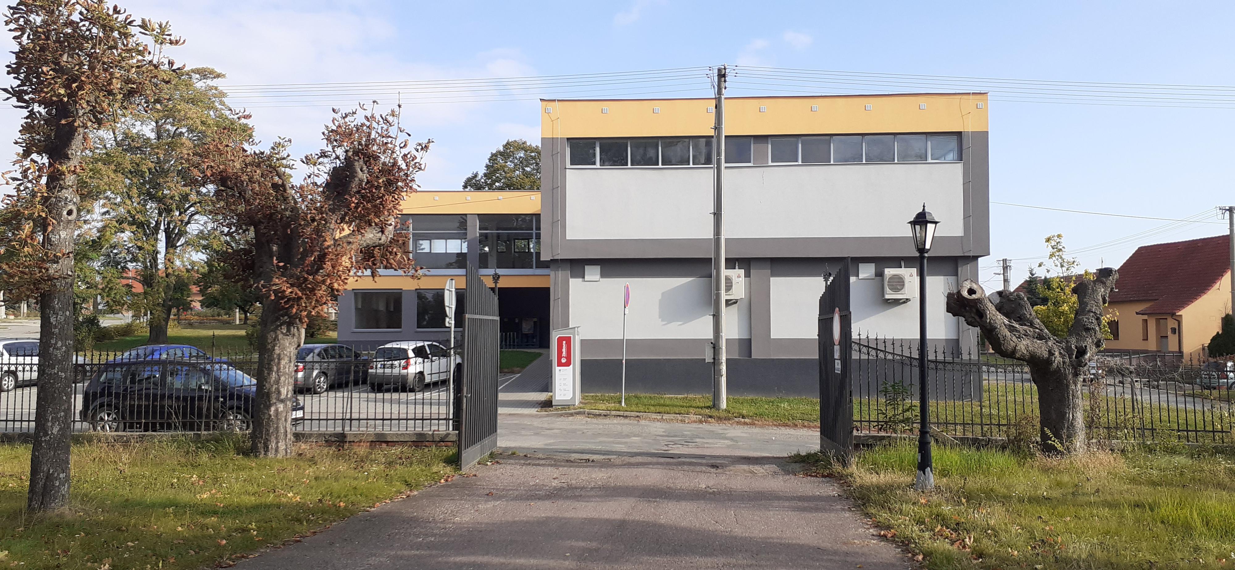 JEDNOTA, spotřební družstvo, Moravský Krumlov – COOP foto 2