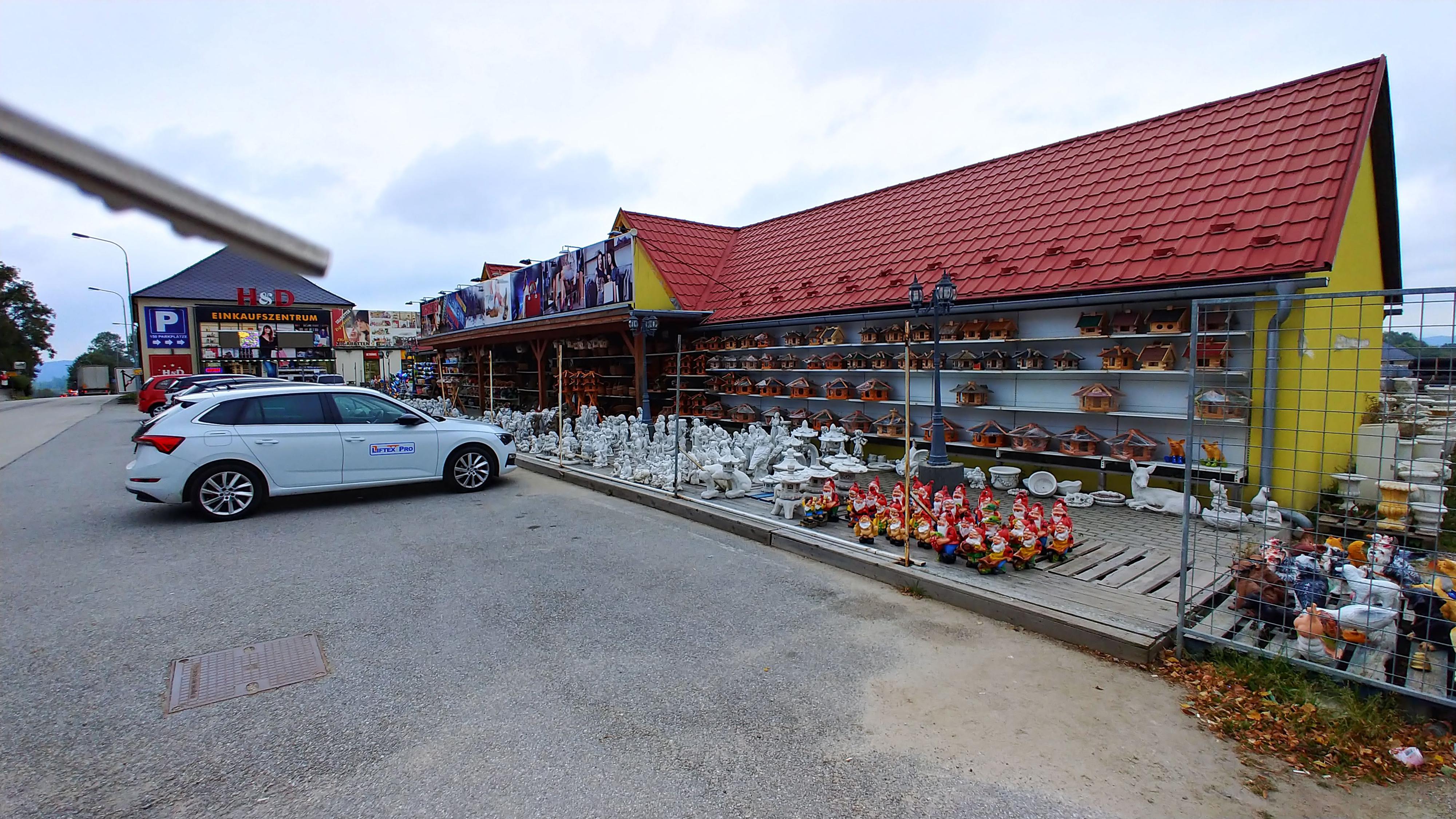 Okay outlet center foto 2