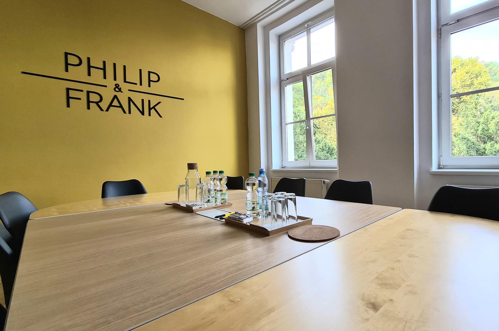 Philip & Frank - Prémiové nemovitosti a služby