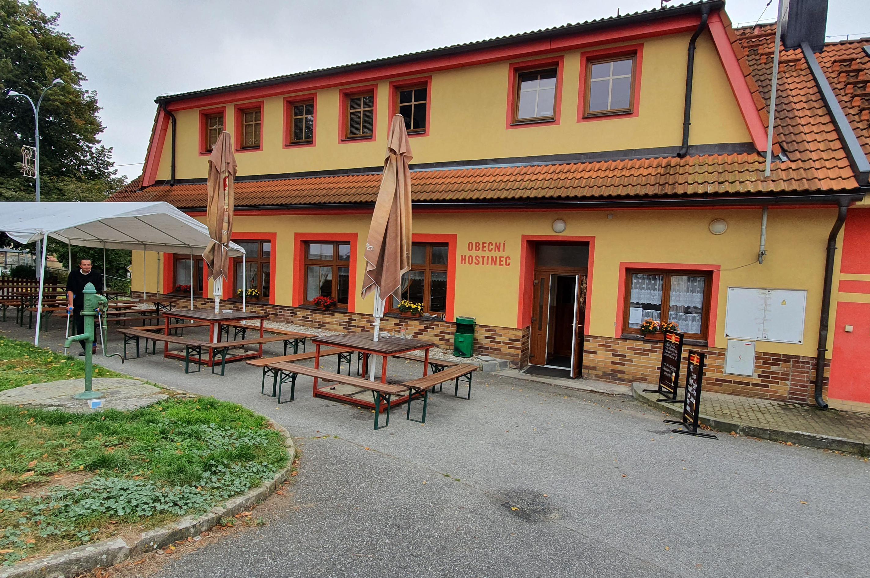 Obecní hostinec Čečelovice