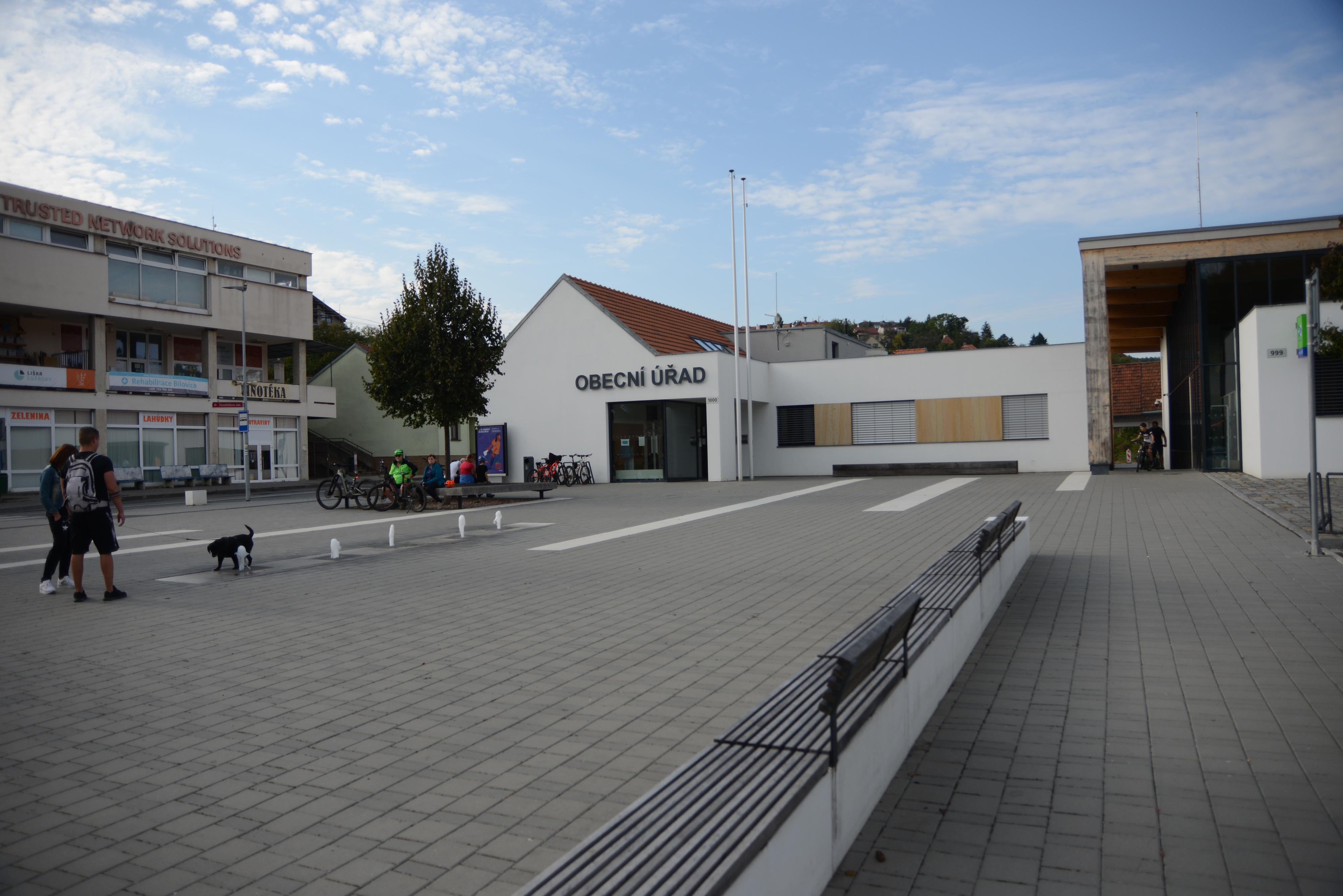 Bílovice nad Svitavou - obecní úřad foto 4