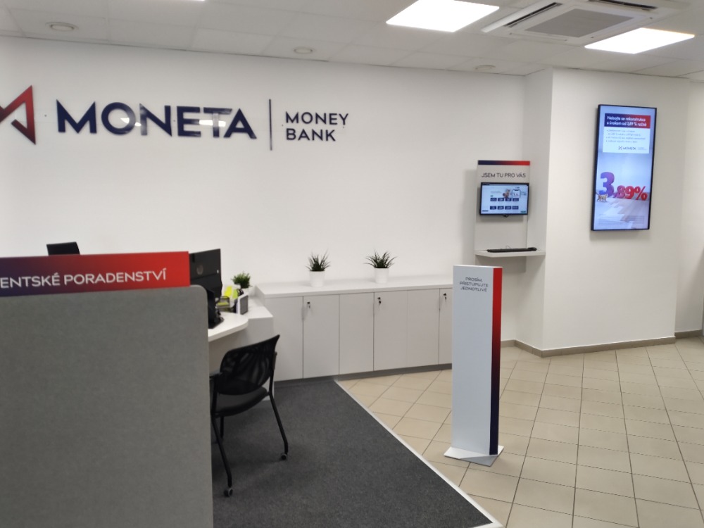 MONETA Money Bank foto 2