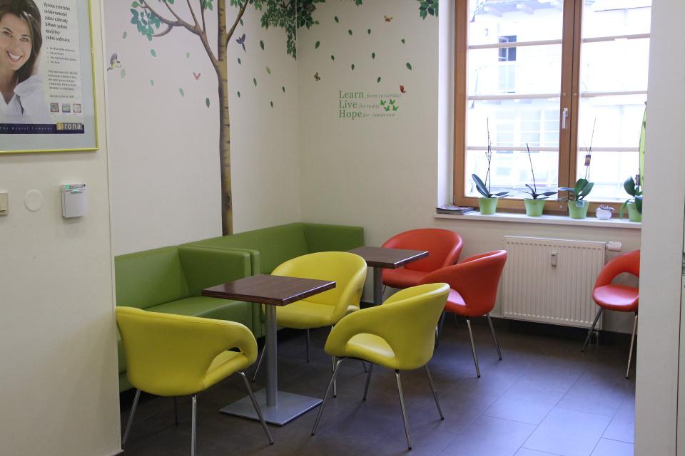 ZUBNÍ CENTRUM PETŘINY foto 3