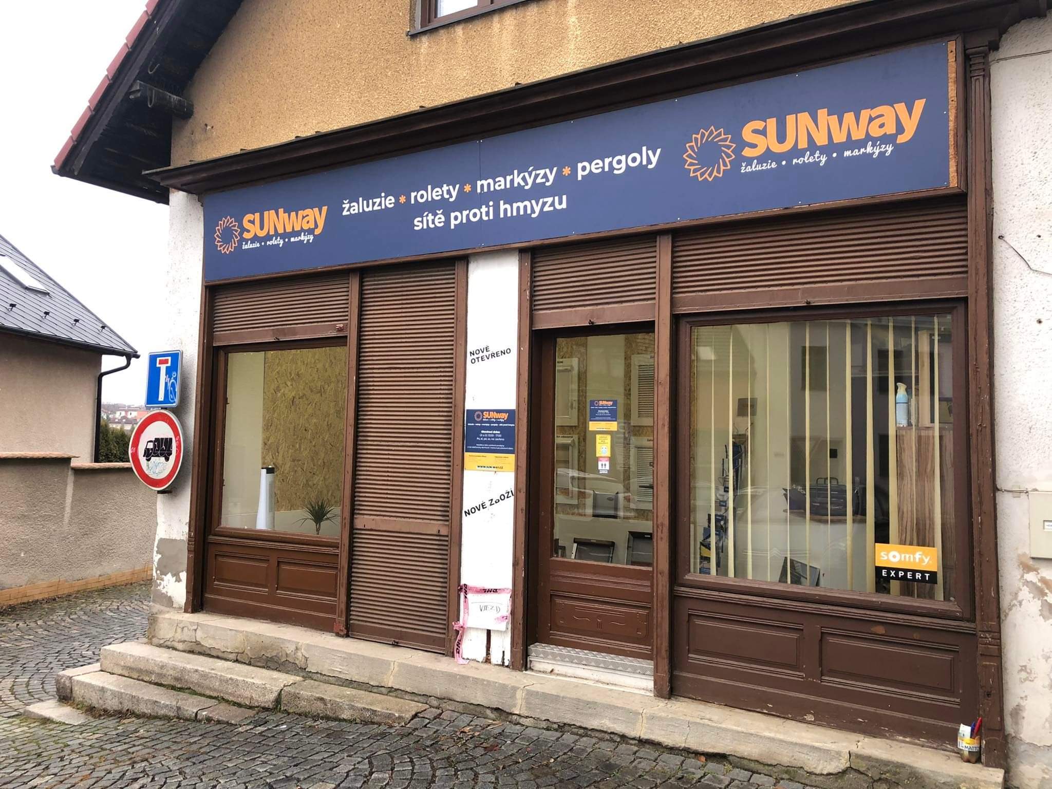 SUNway - žaluzie, rolety, markýzy foto 5