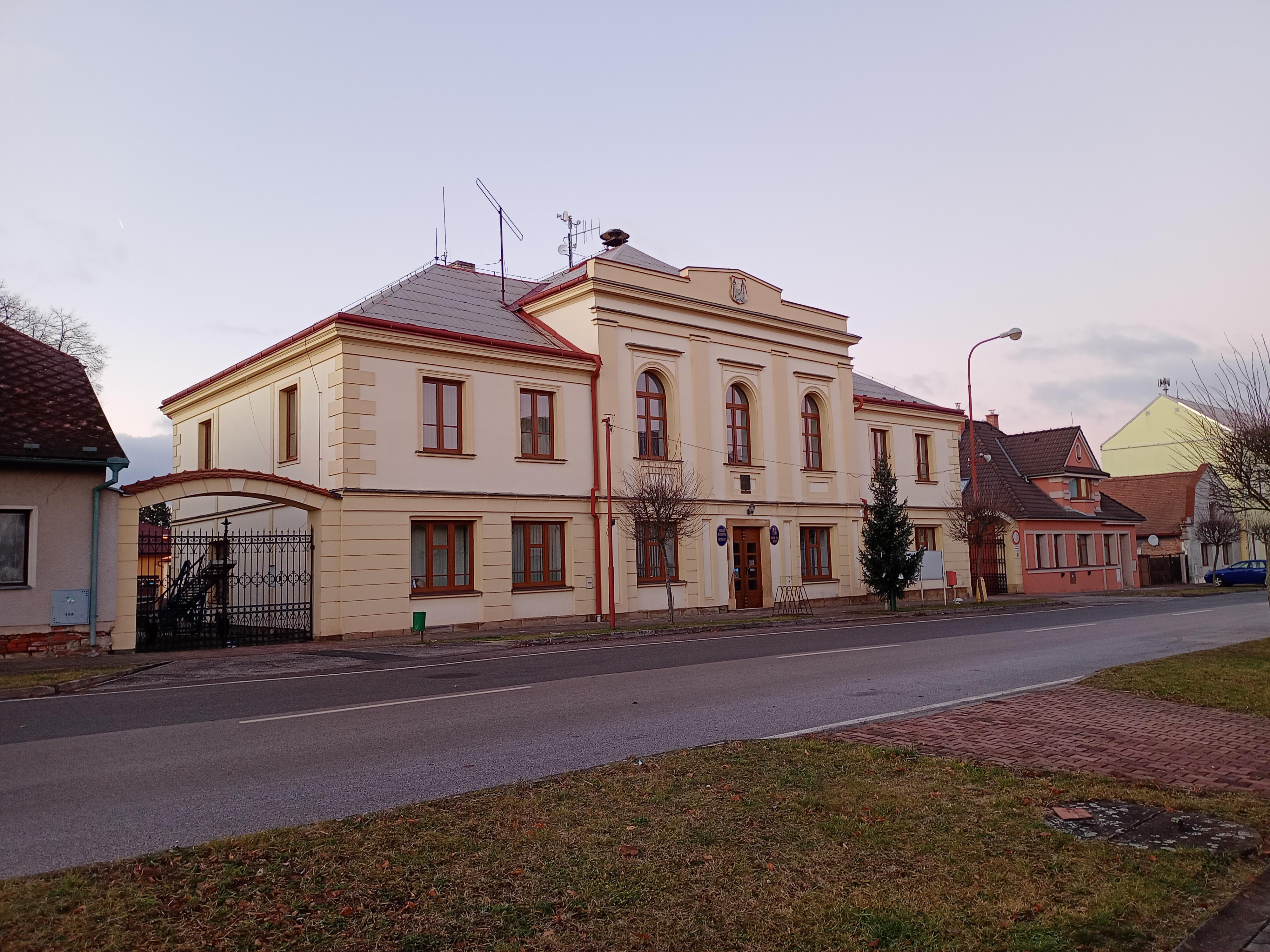 Středisková knihovna Smirady