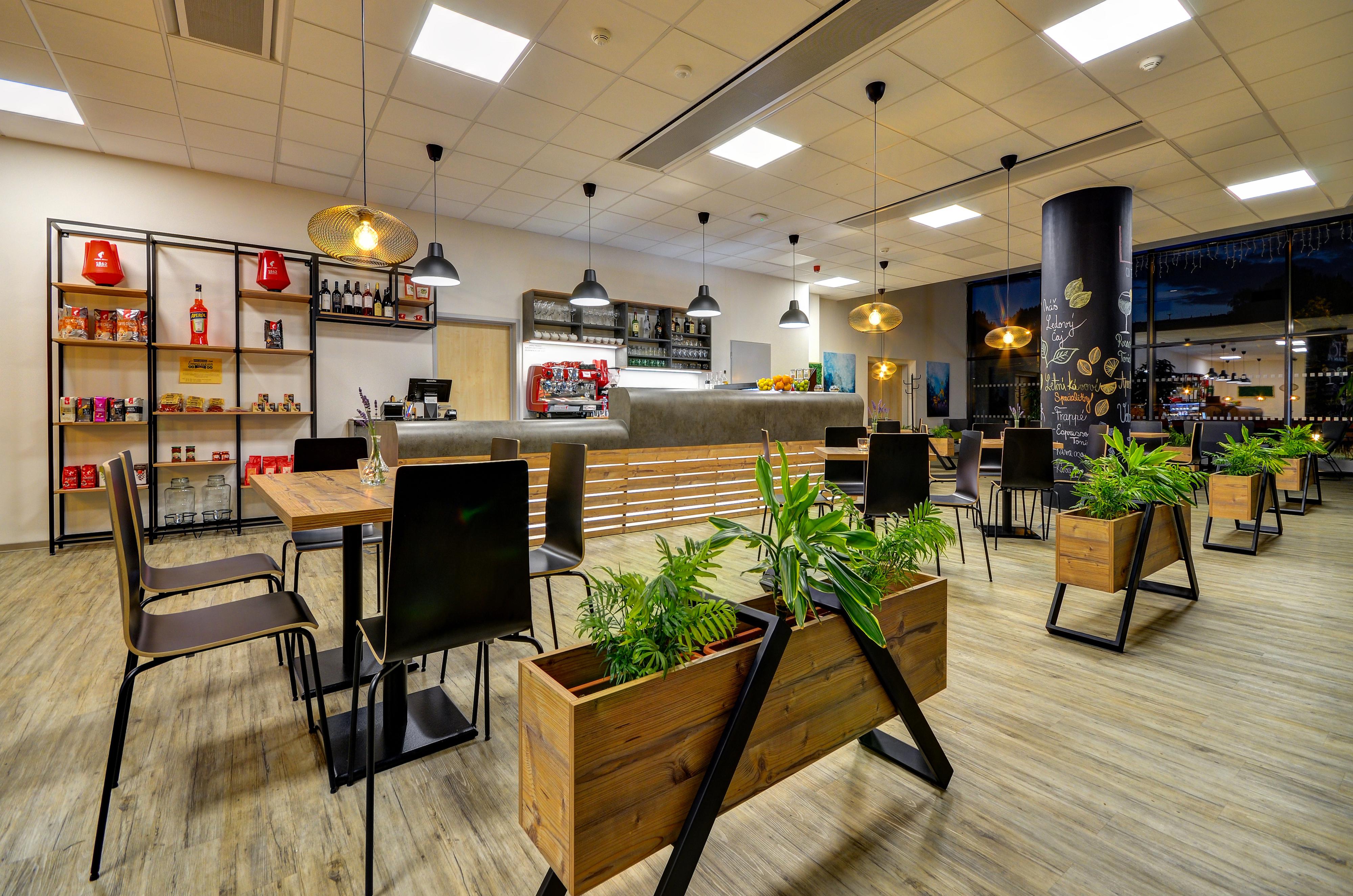 SKELET KAFE foto 3