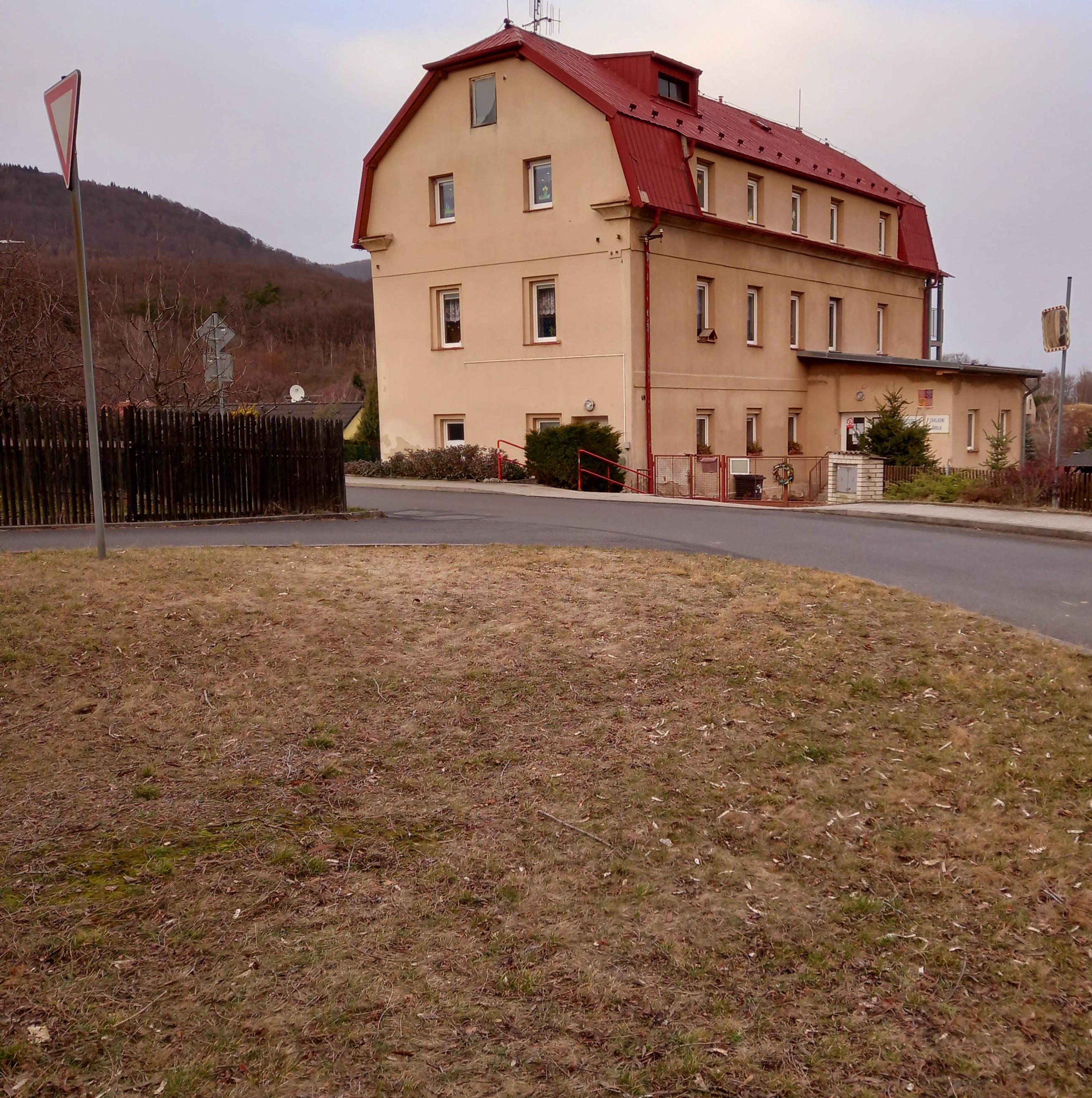 ZŠ a MŠ Vysoká Pec foto 2