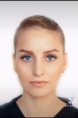Studio prodlužování řas Brno foto 2 (náhled videa)