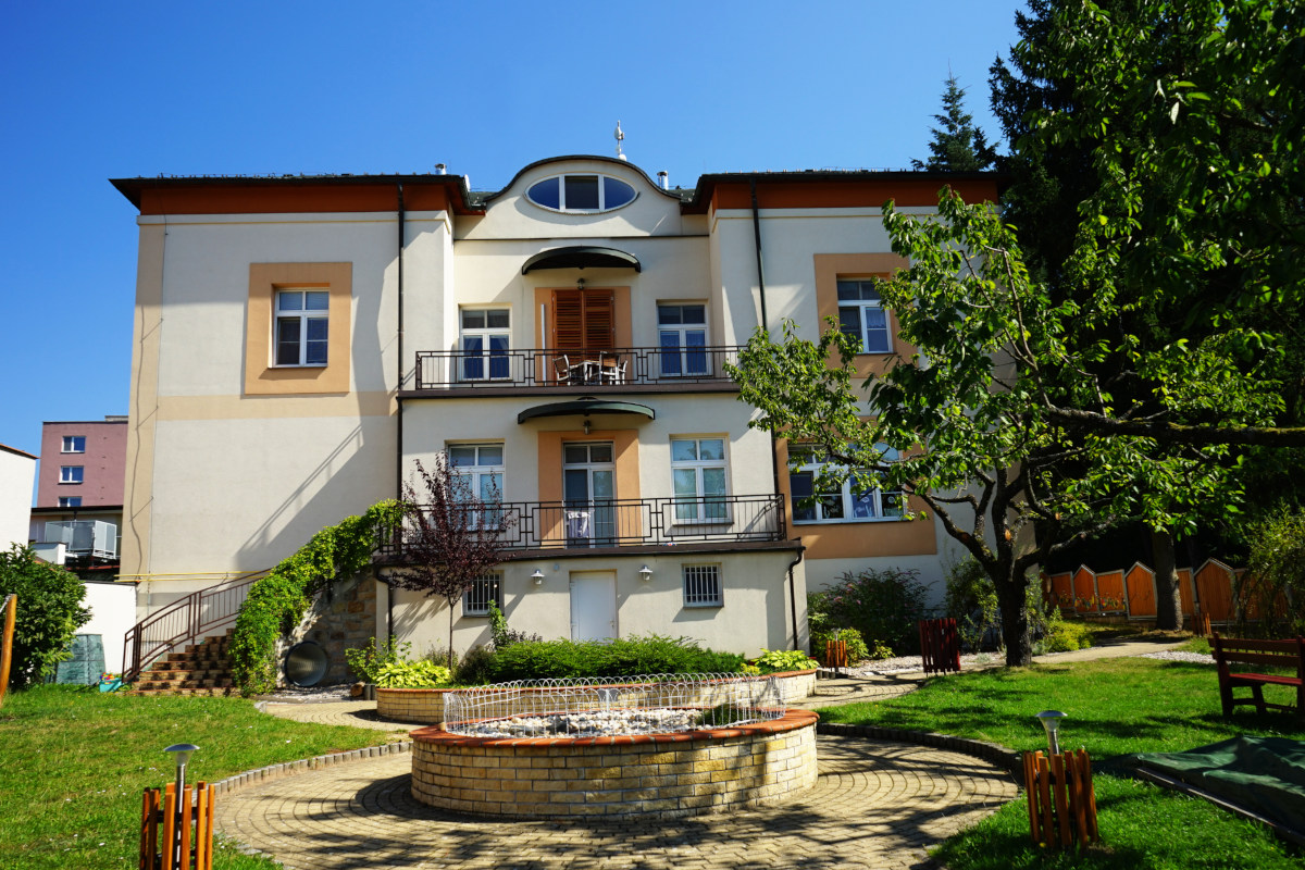 Oblastní charita Červený Kostelec