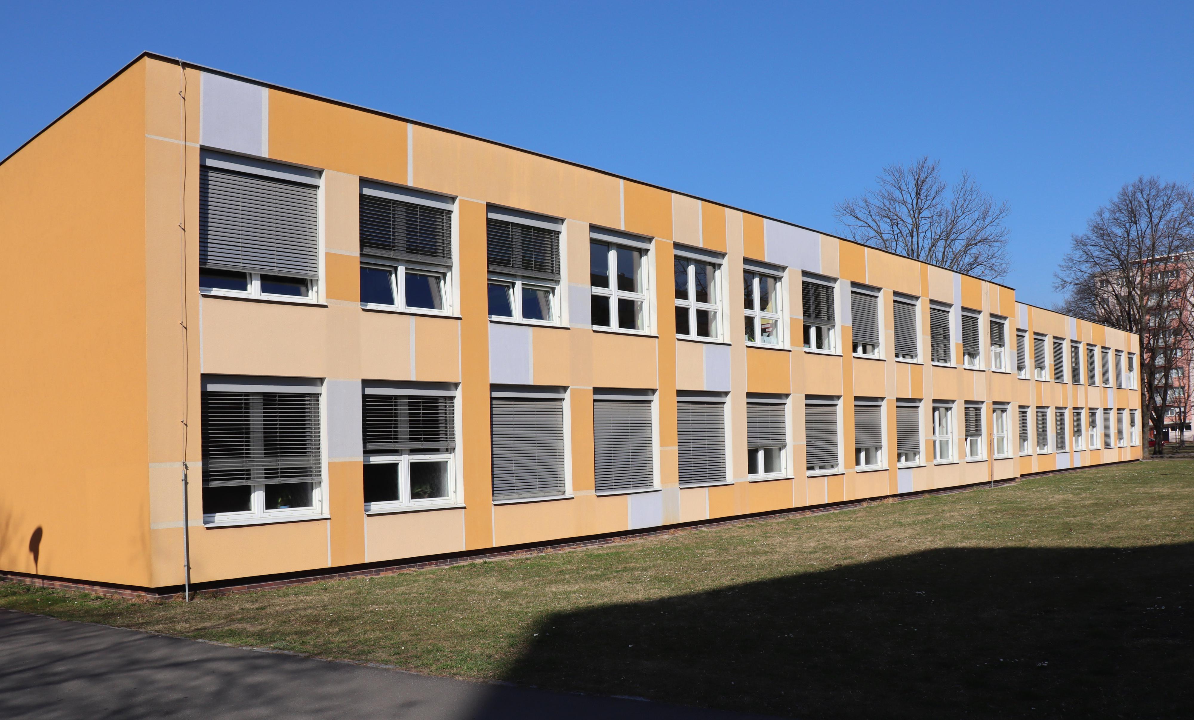 ZŠ Pardubice-Polabiny, Prodloužená foto 3