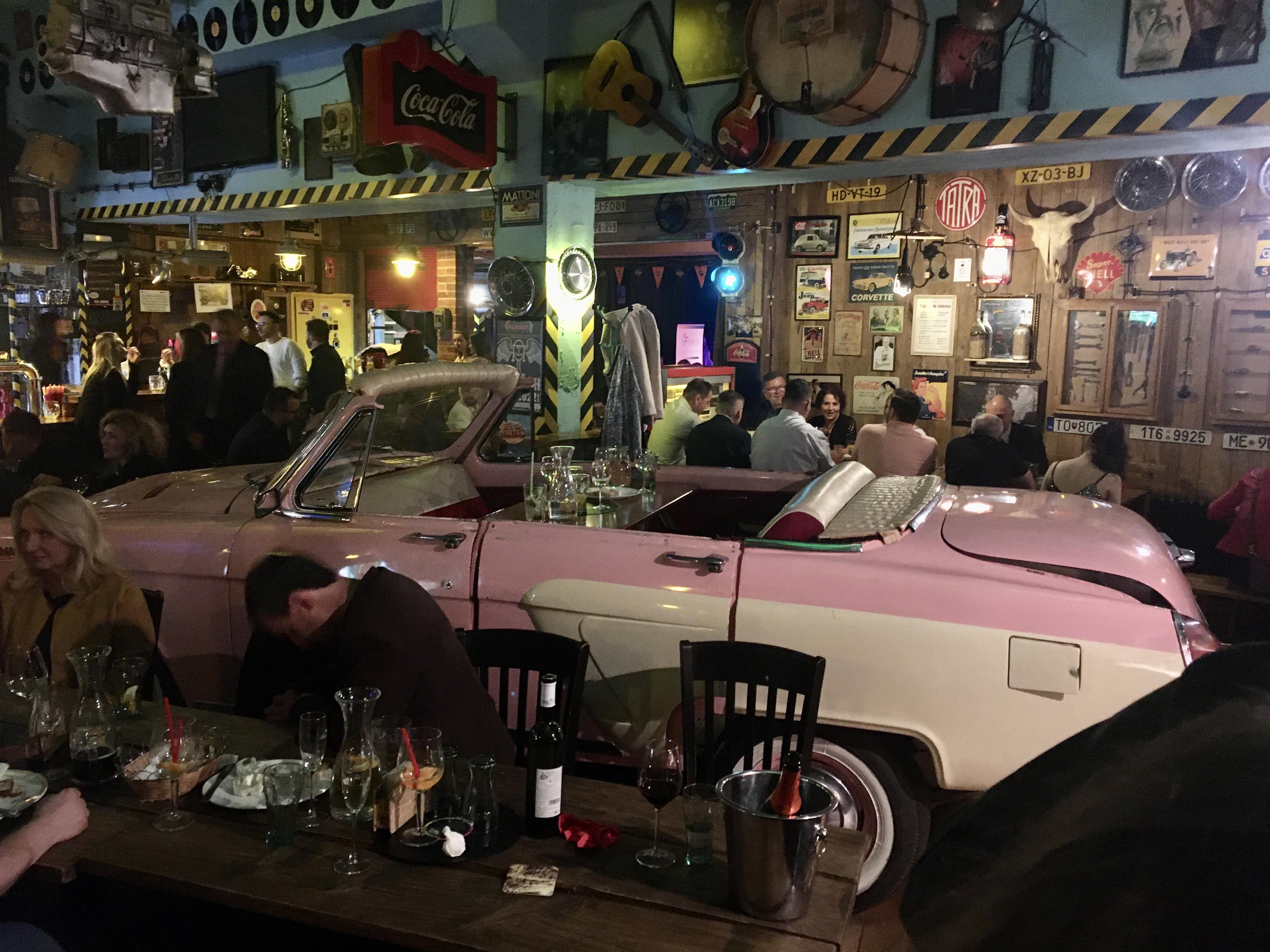 Rock and Roll Garage Club foto 6